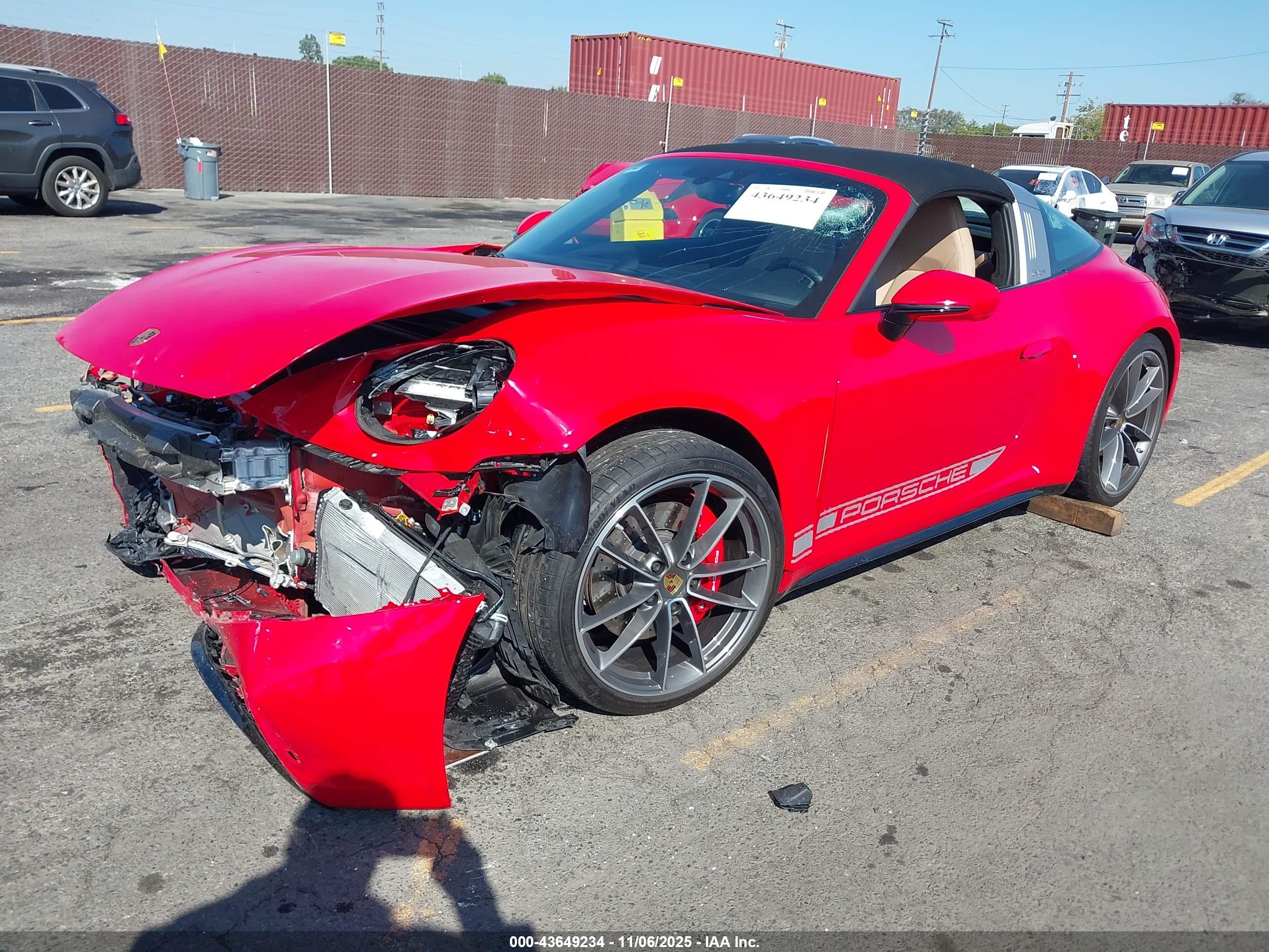 PORSCHE 911 image 2