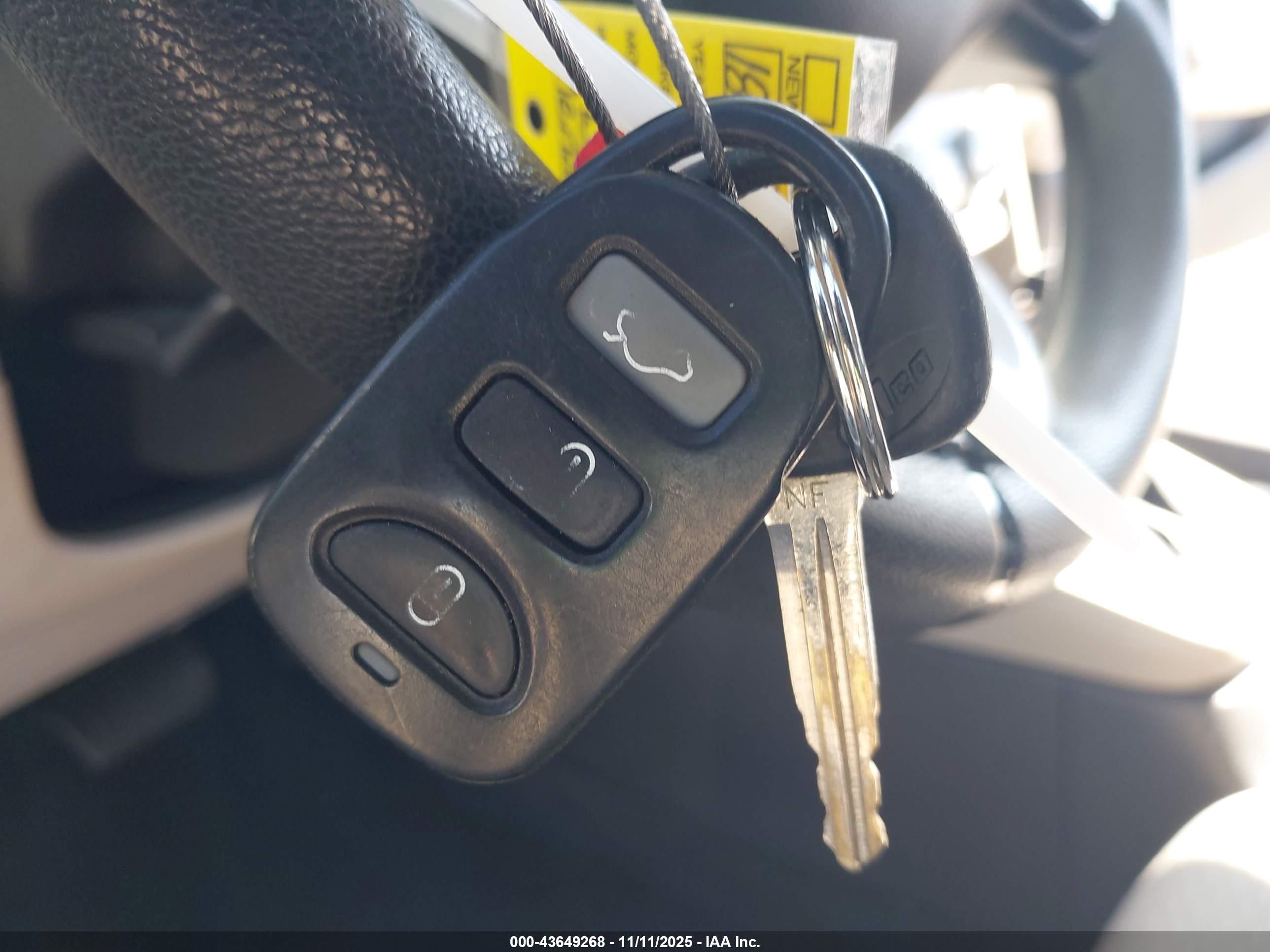 HYUNDAI ELANTRA image 11