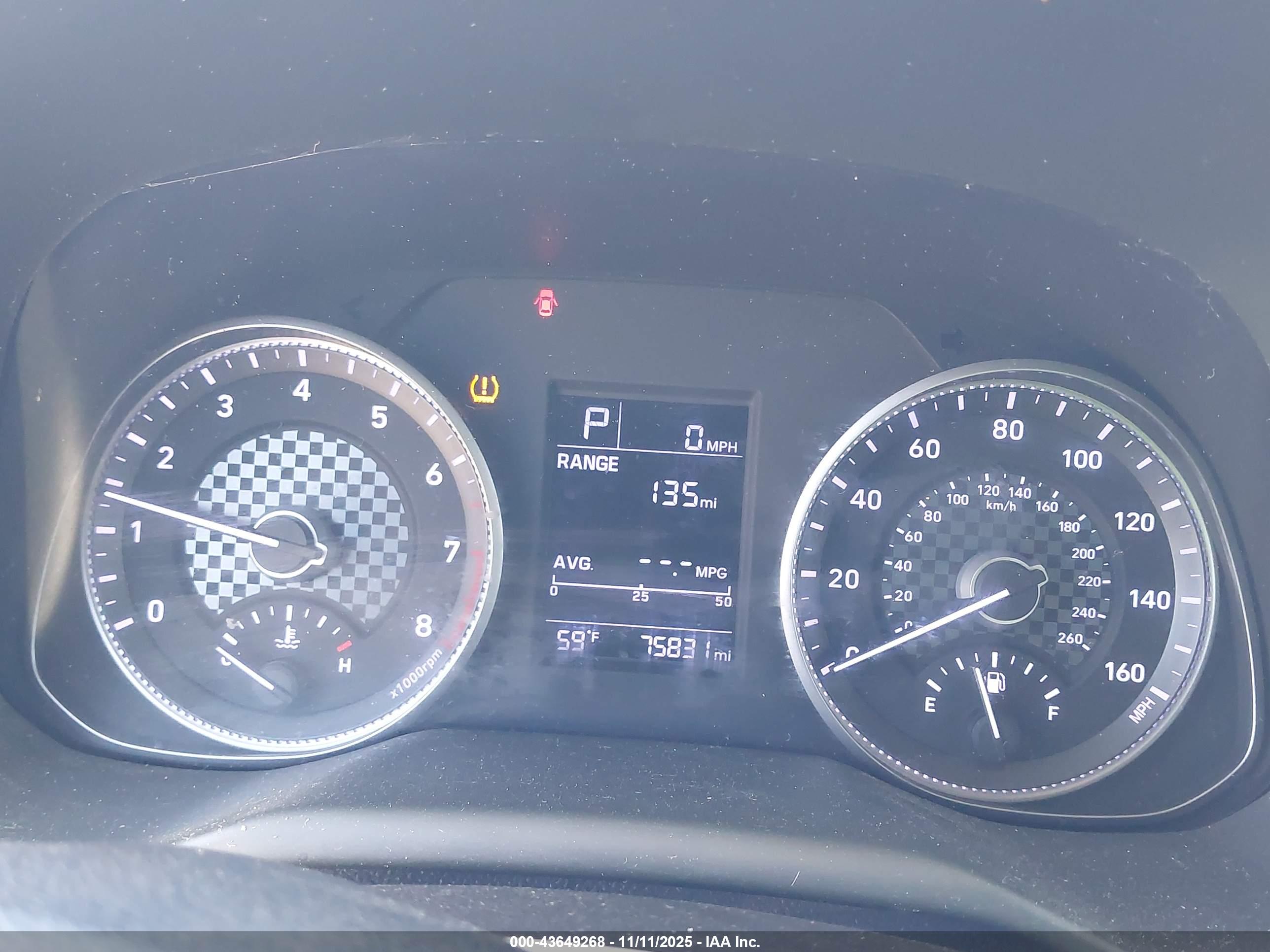HYUNDAI ELANTRA image 7