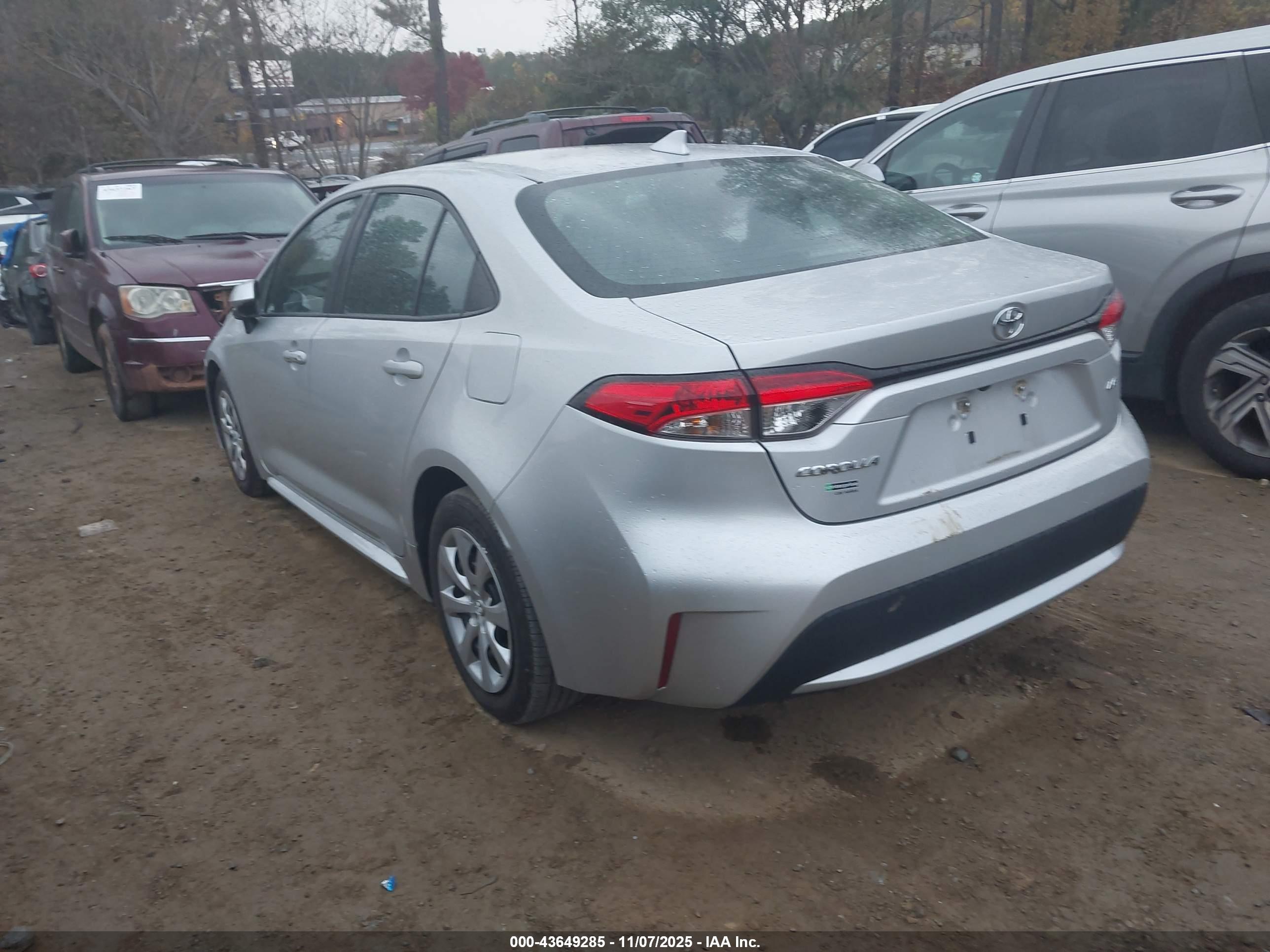TOYOTA COROLLA image 3