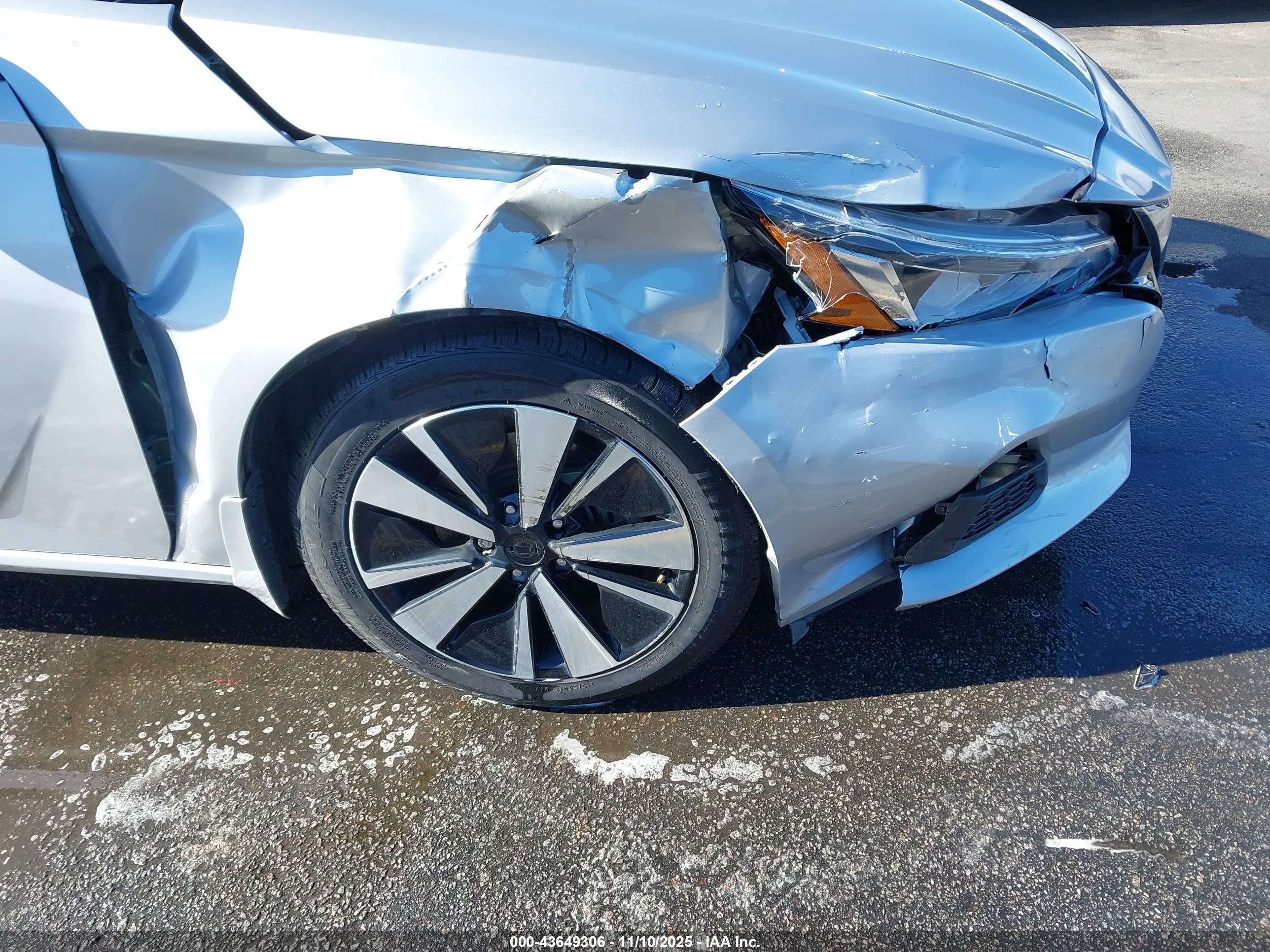 NISSAN ALTIMA image 6