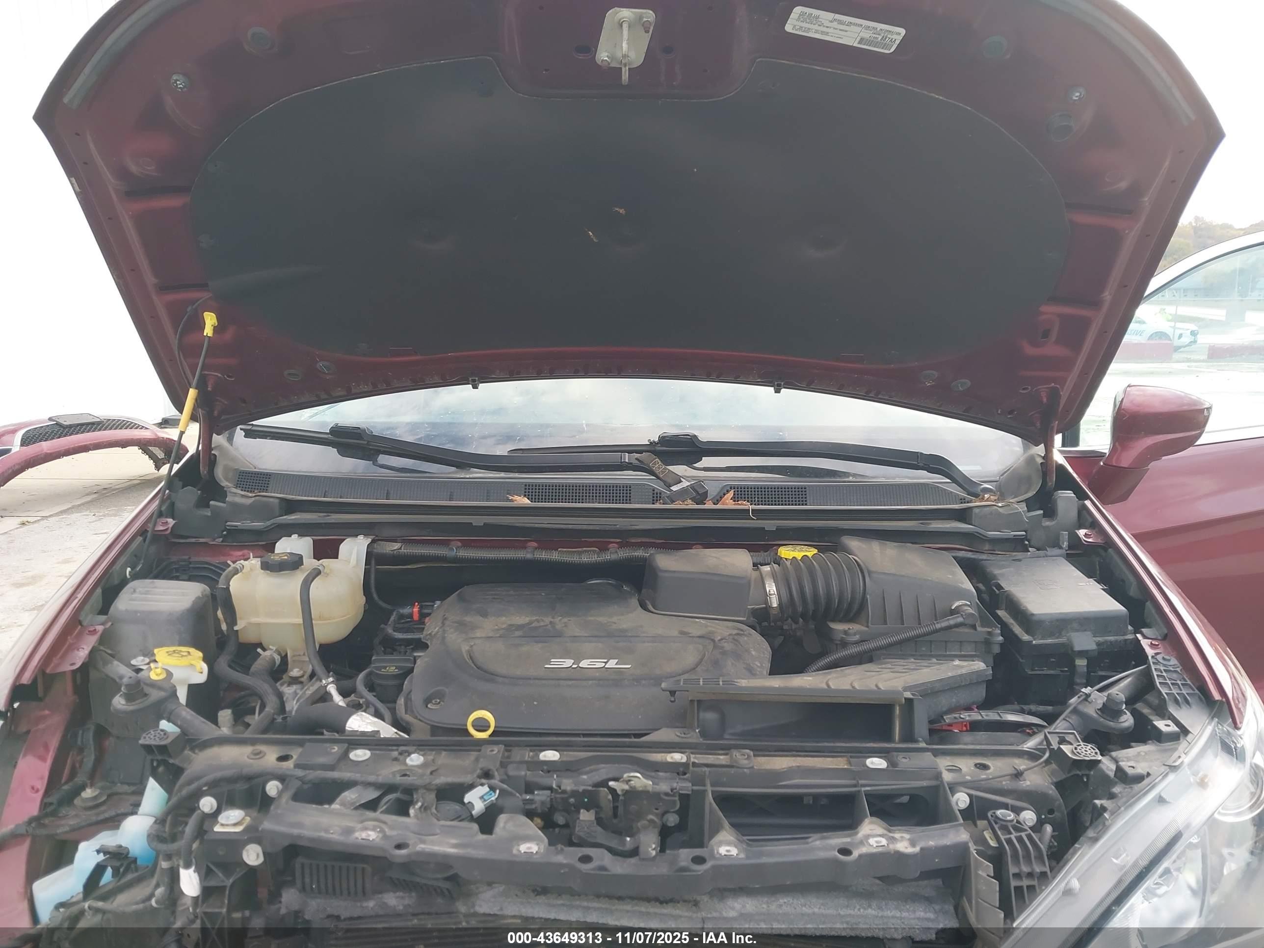 CHRYSLER PACIFICA image 10