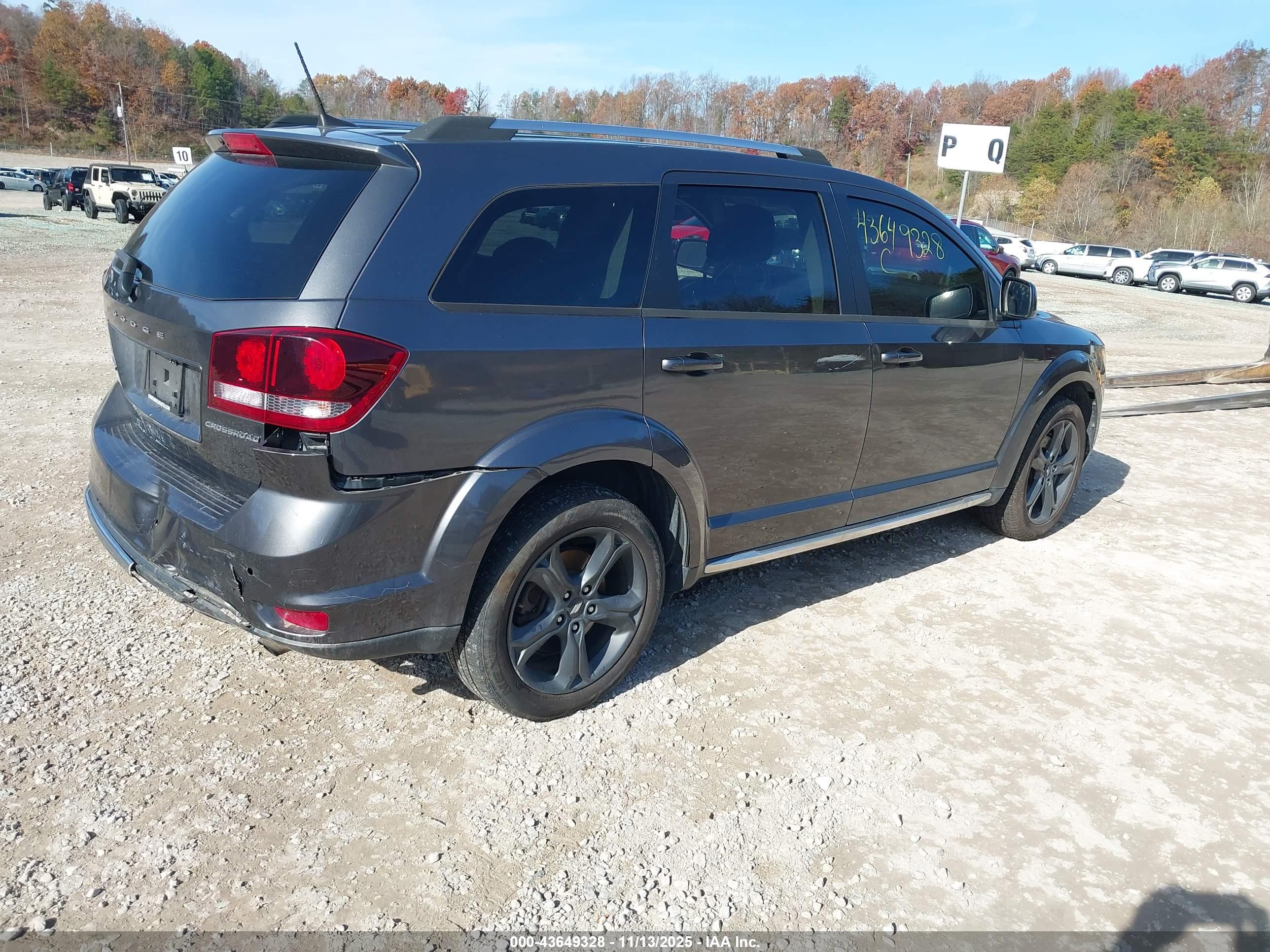 DODGE JOURNEY image 4