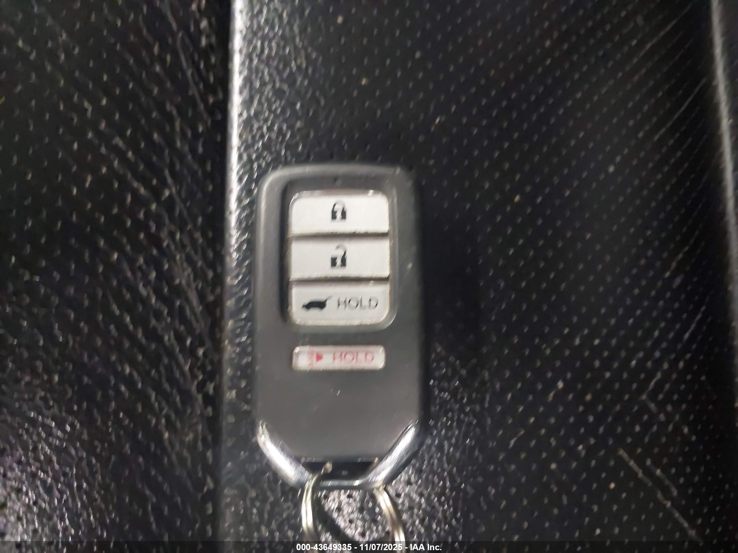 HONDA CR-V image 11
