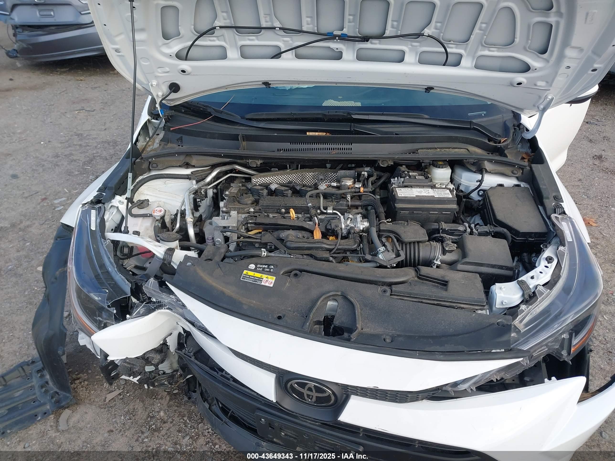 TOYOTA COROLLA image 10