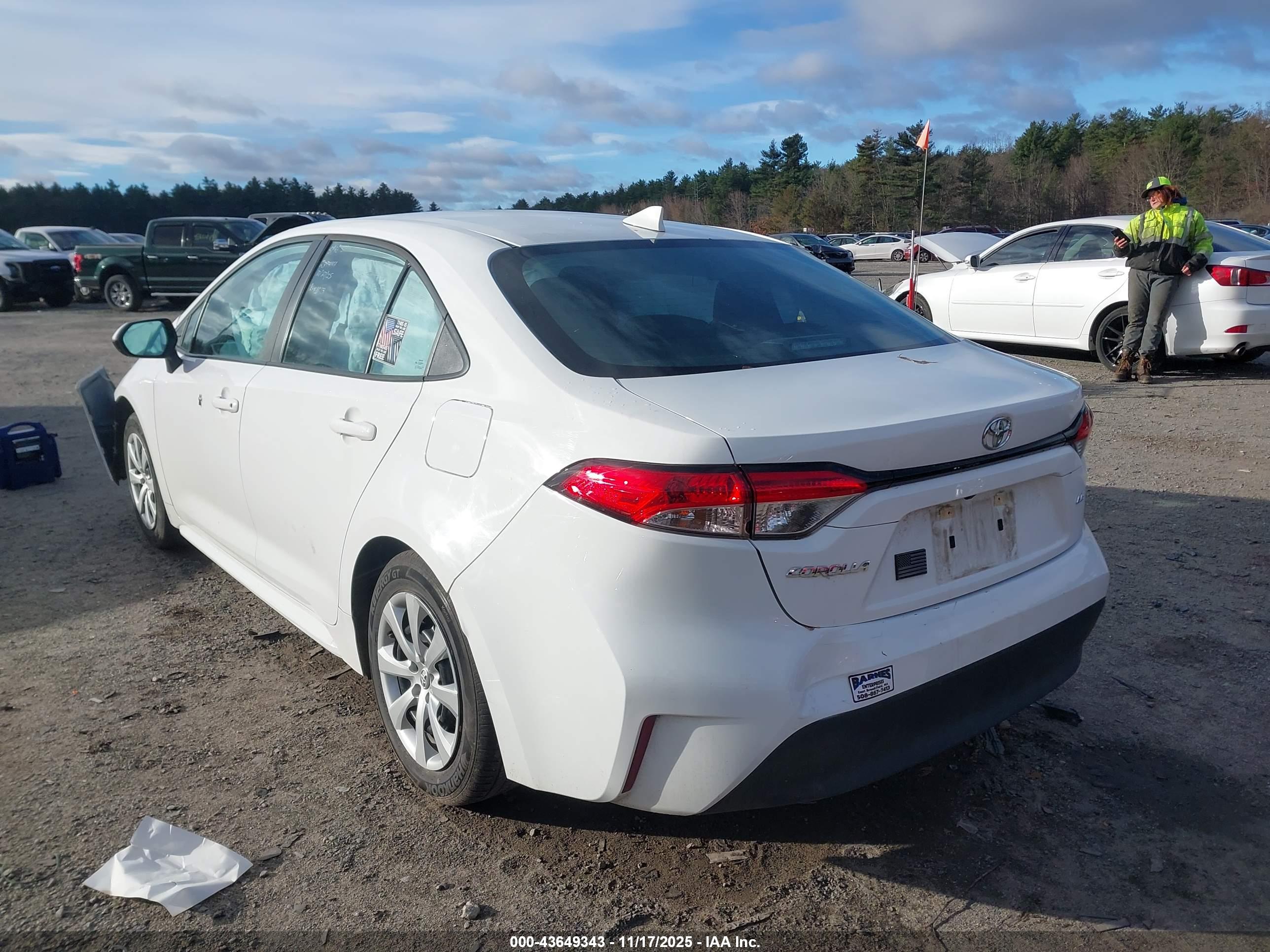 TOYOTA COROLLA image 3
