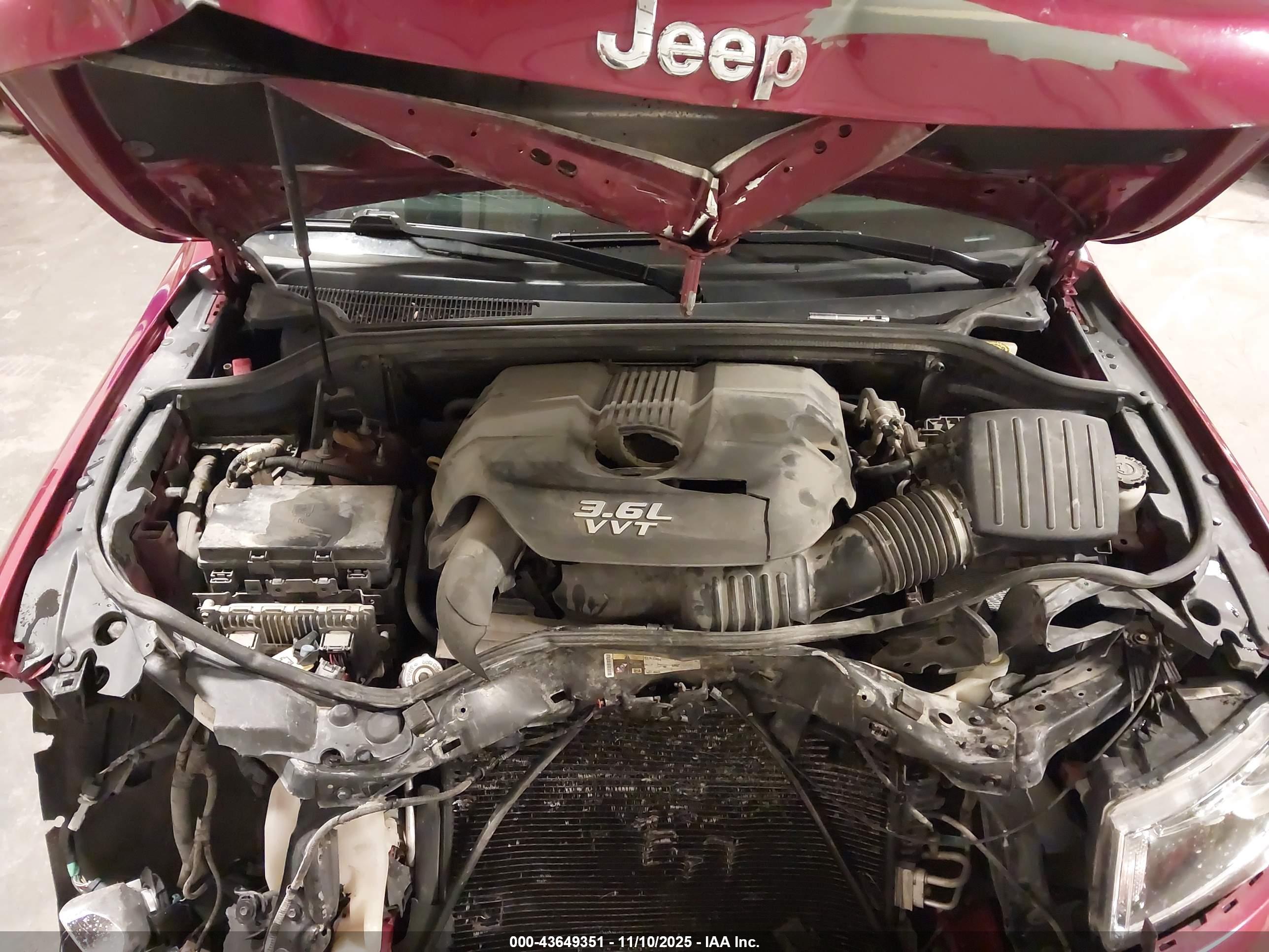 JEEP GRAND image 10