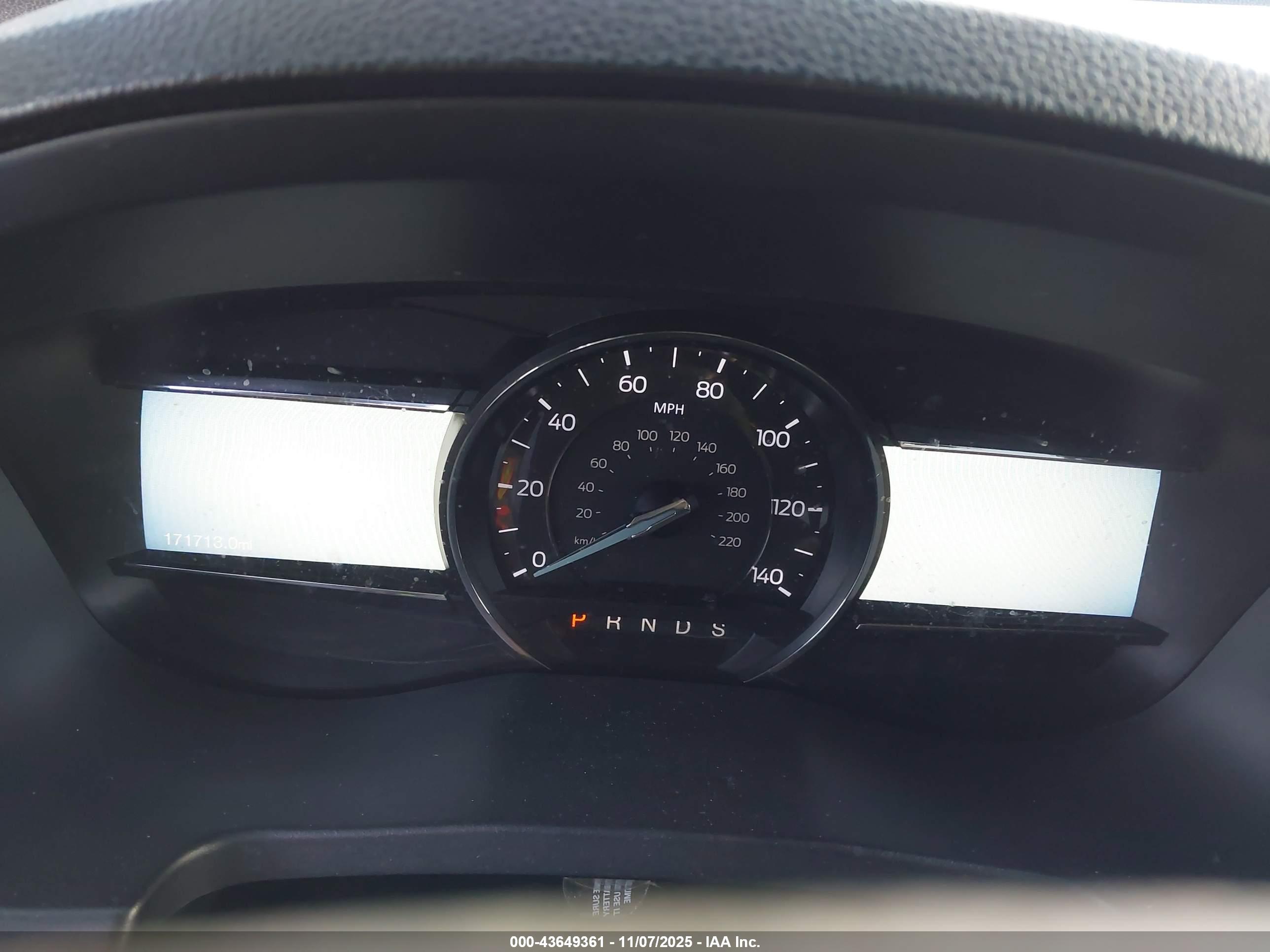 FORD EXPLORER image 7