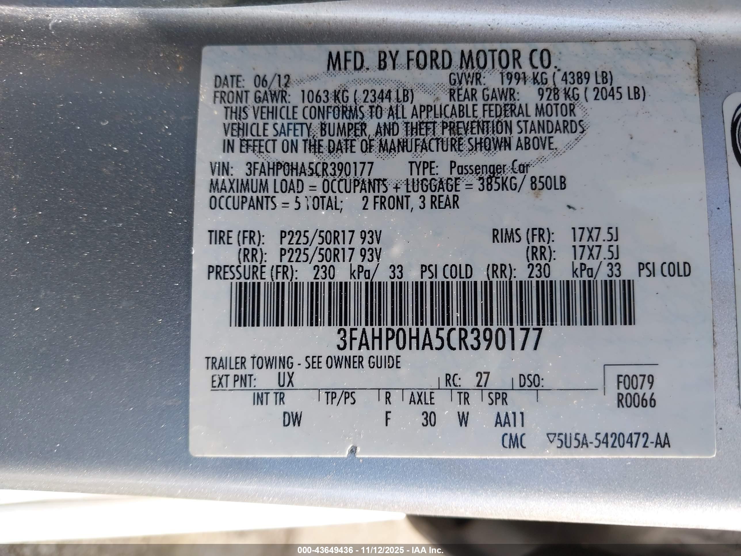 FORD FUSION image 9
