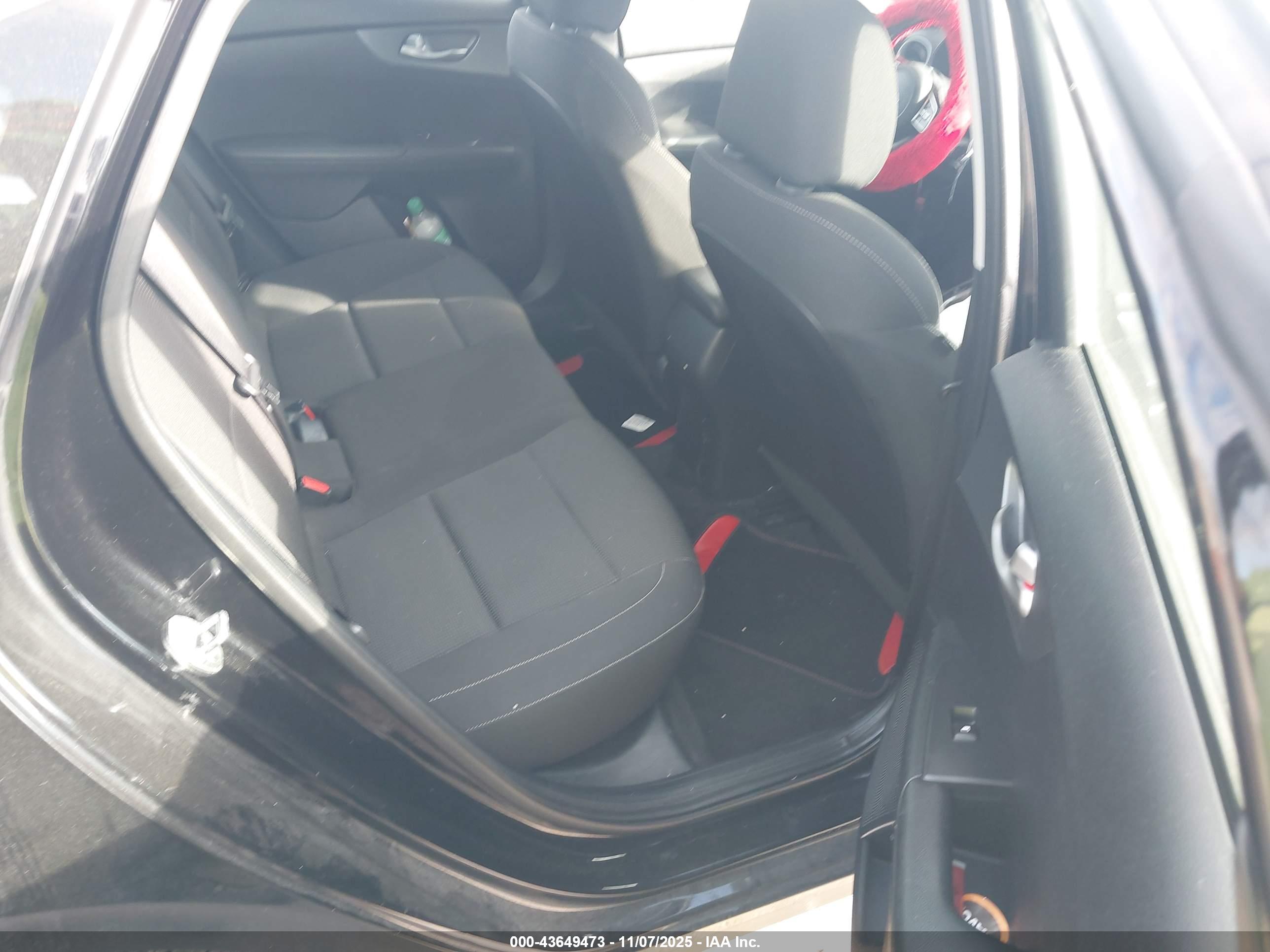 KIA FORTE image 8