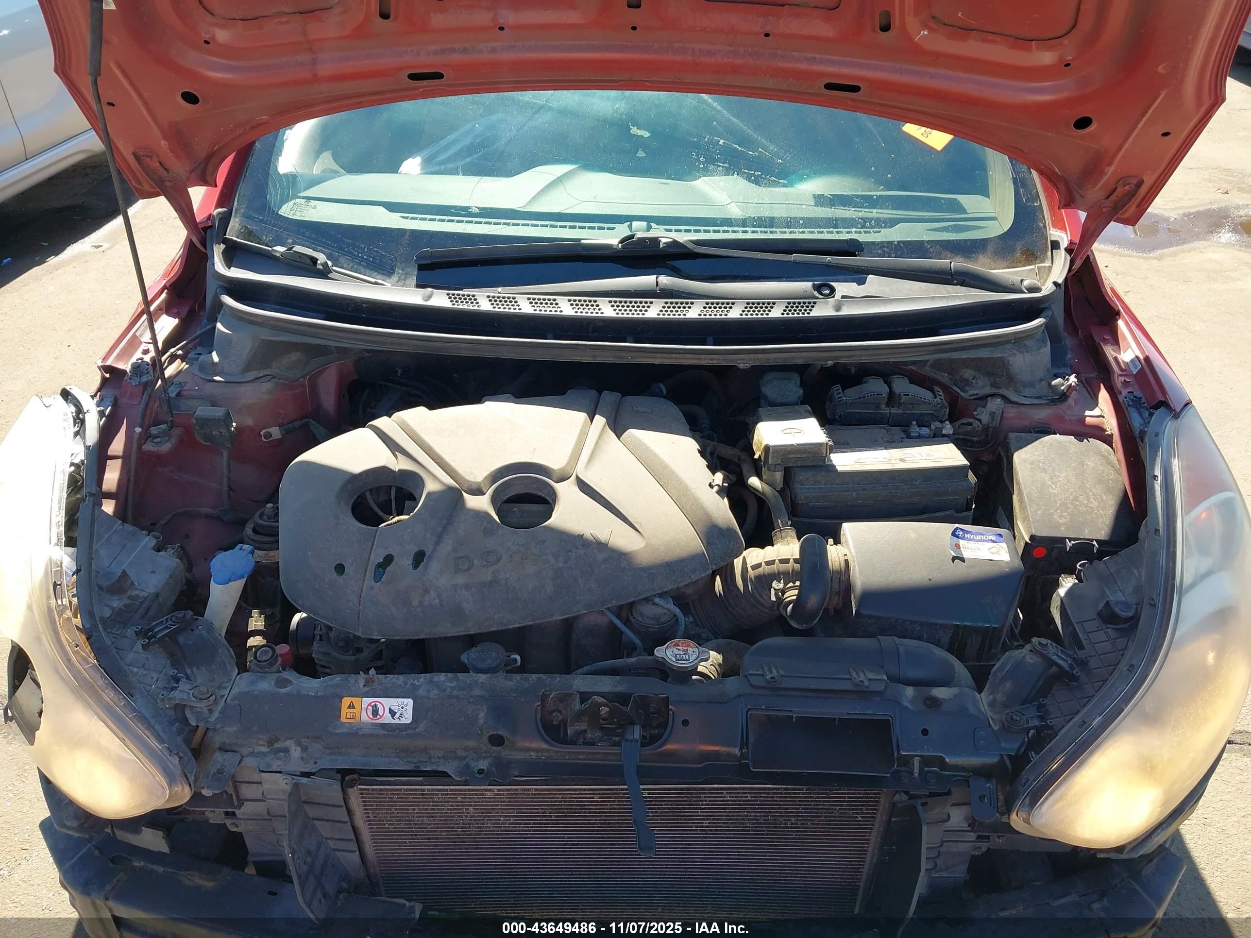 HYUNDAI ELANTRA image 10