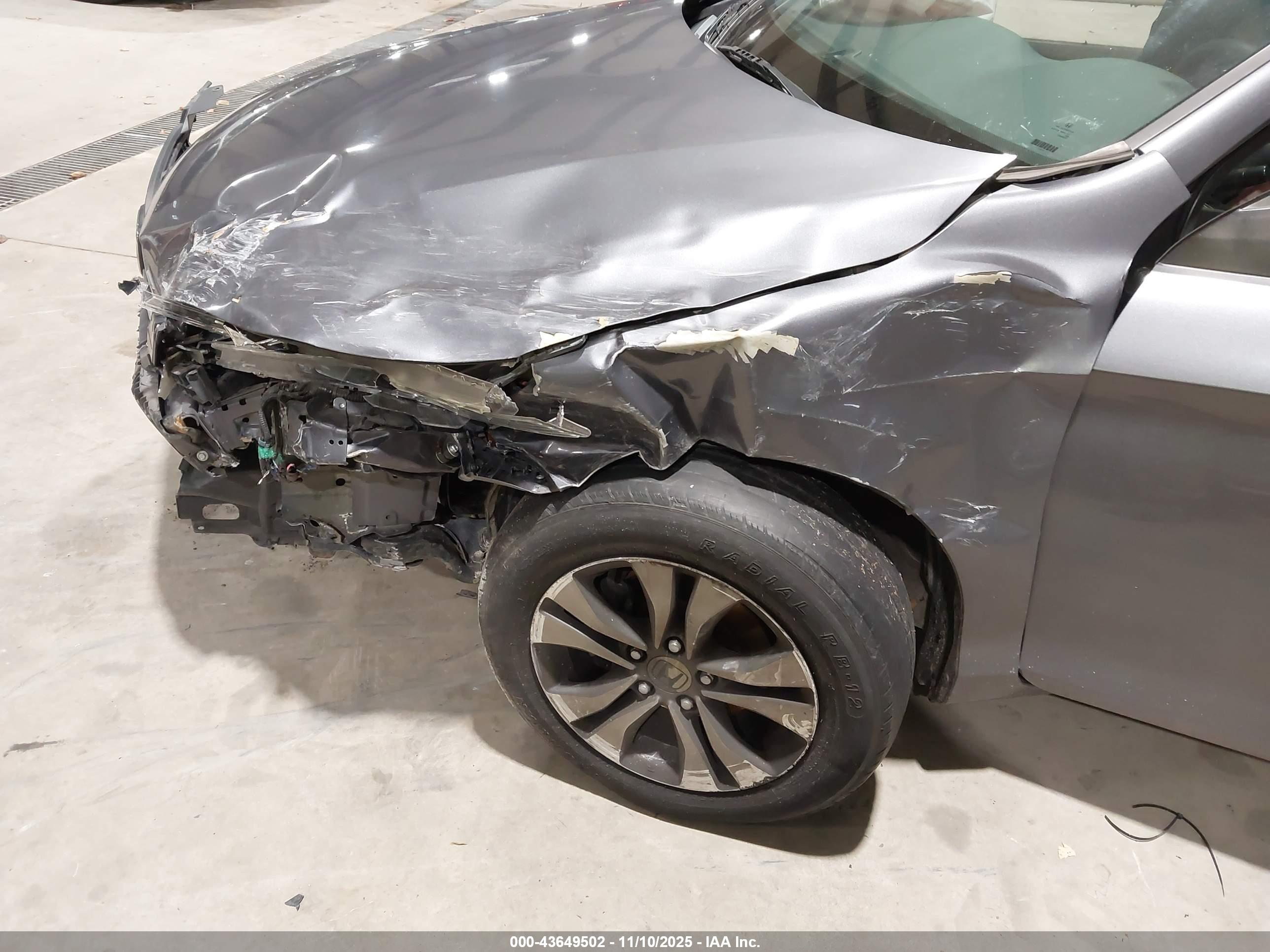 HONDA ACCORD image 6