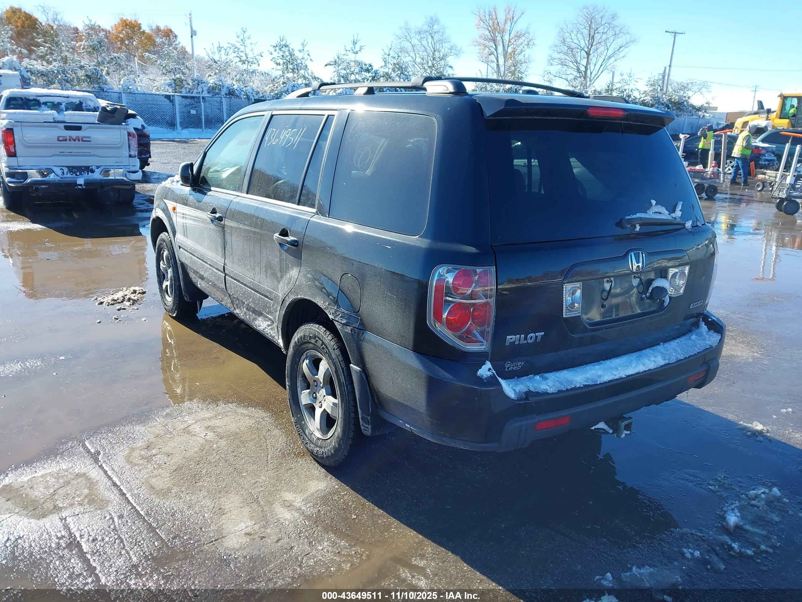 HONDA PILOT image 3