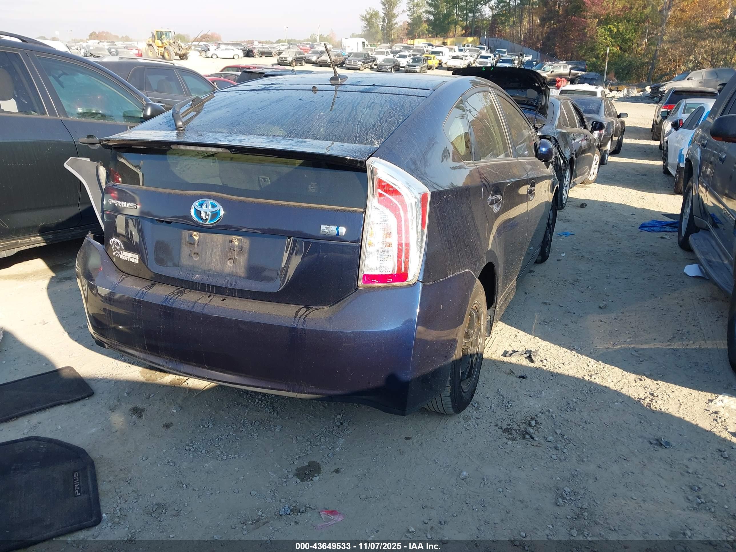 TOYOTA PRIUS image 4