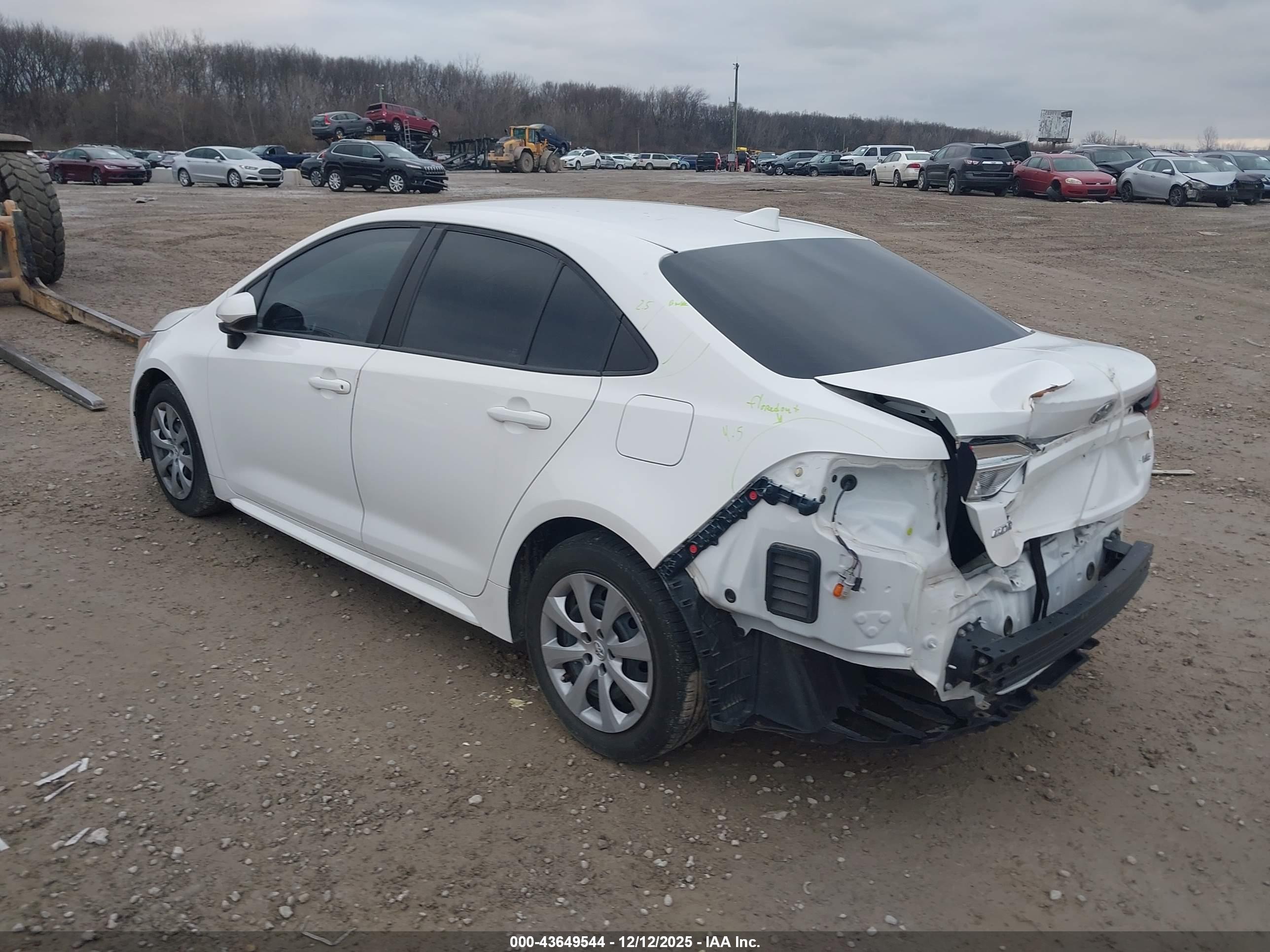 TOYOTA COROLLA image 3