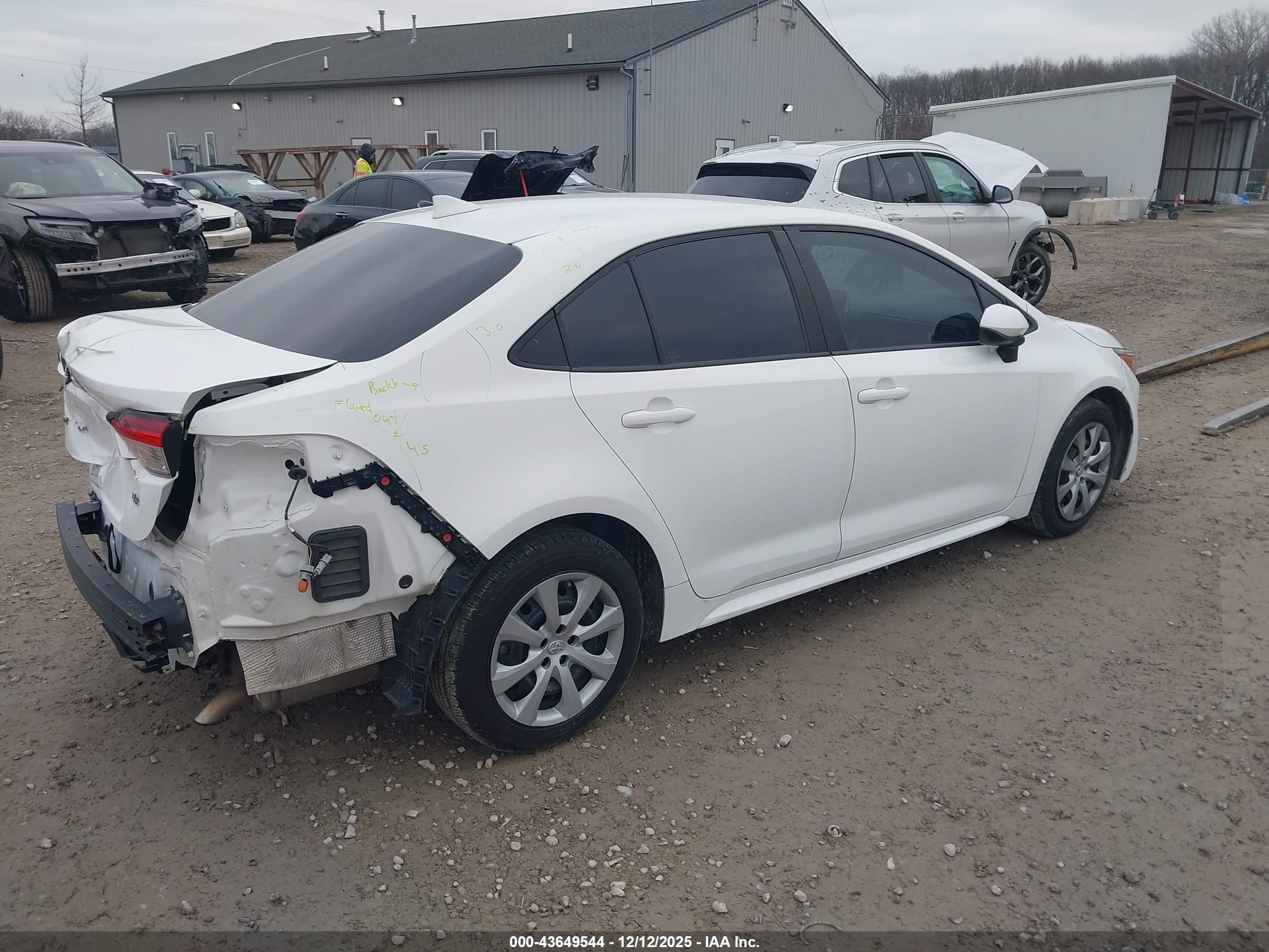 TOYOTA COROLLA image 4
