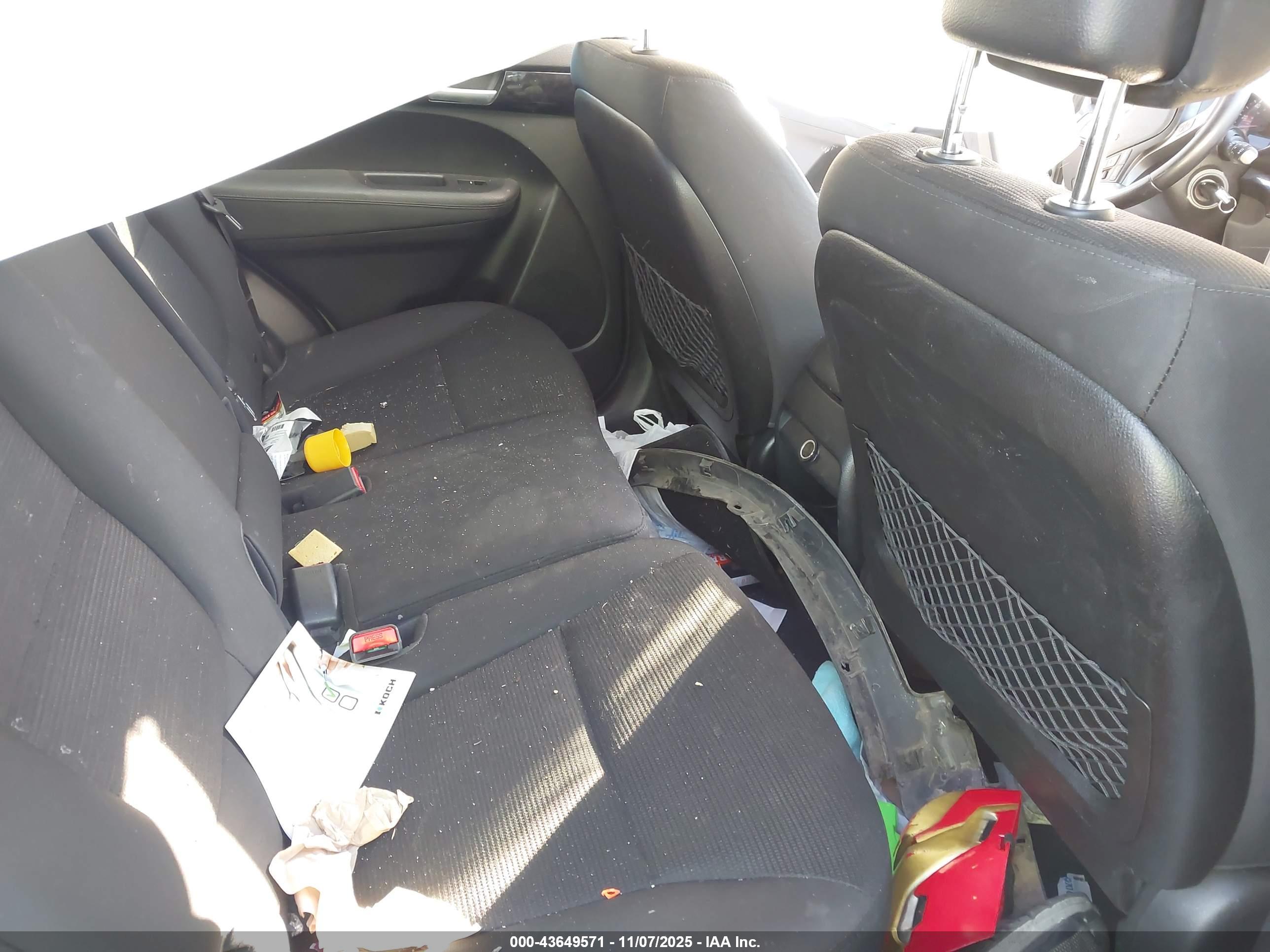 KIA SORENTO image 8