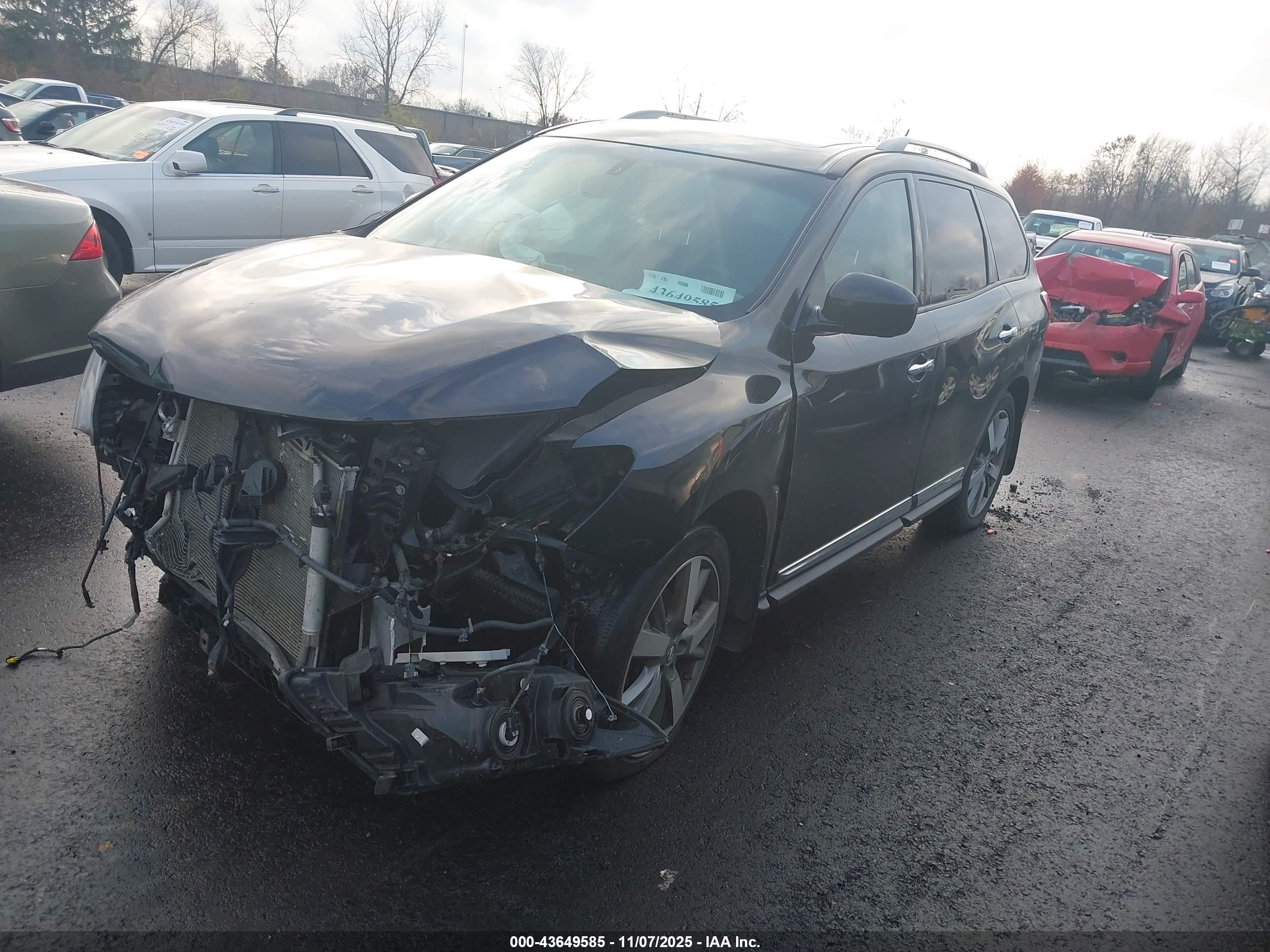 NISSAN PATHFINDER image 2