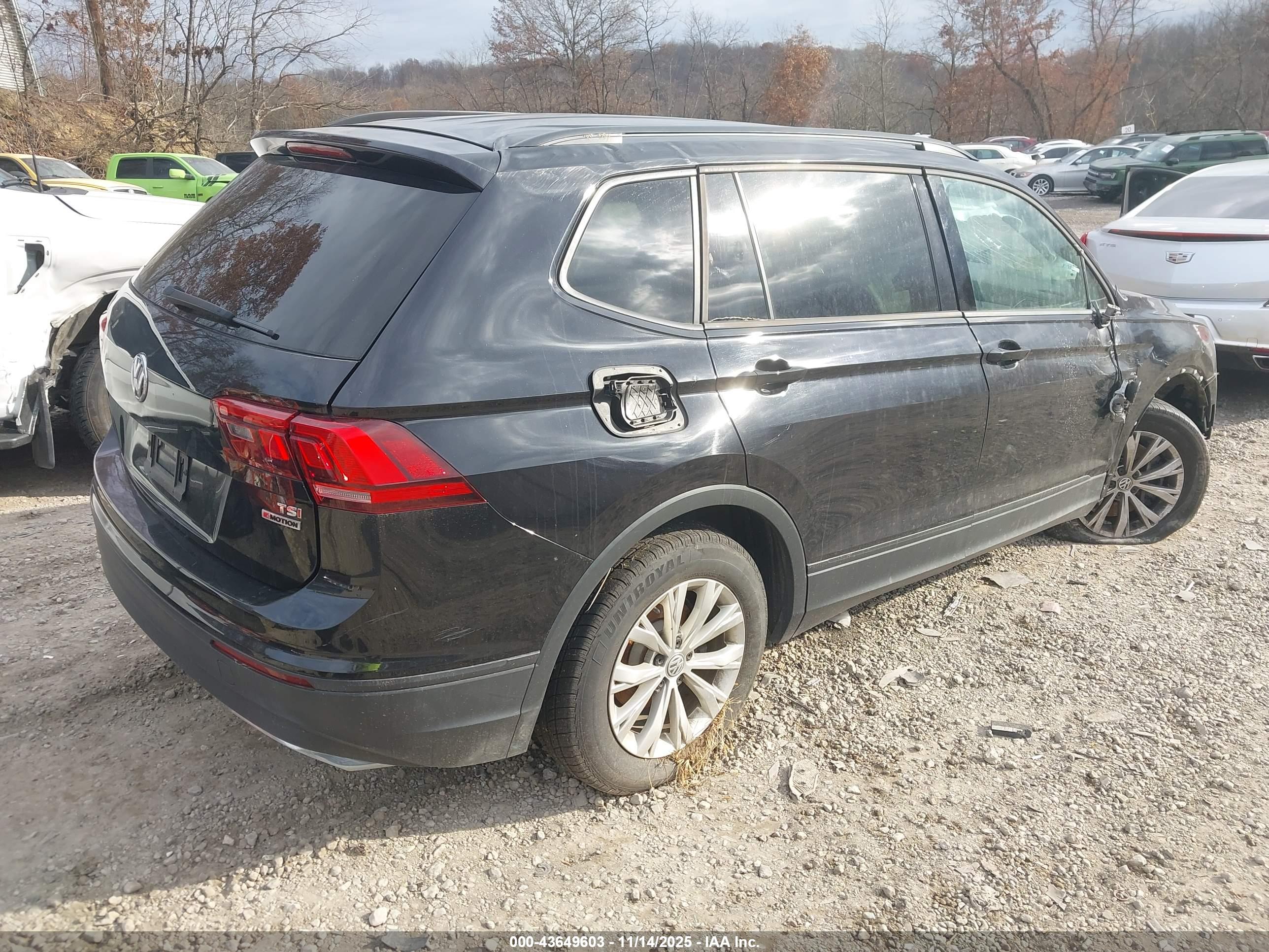 VOLKSWAGEN TIGUAN image 4
