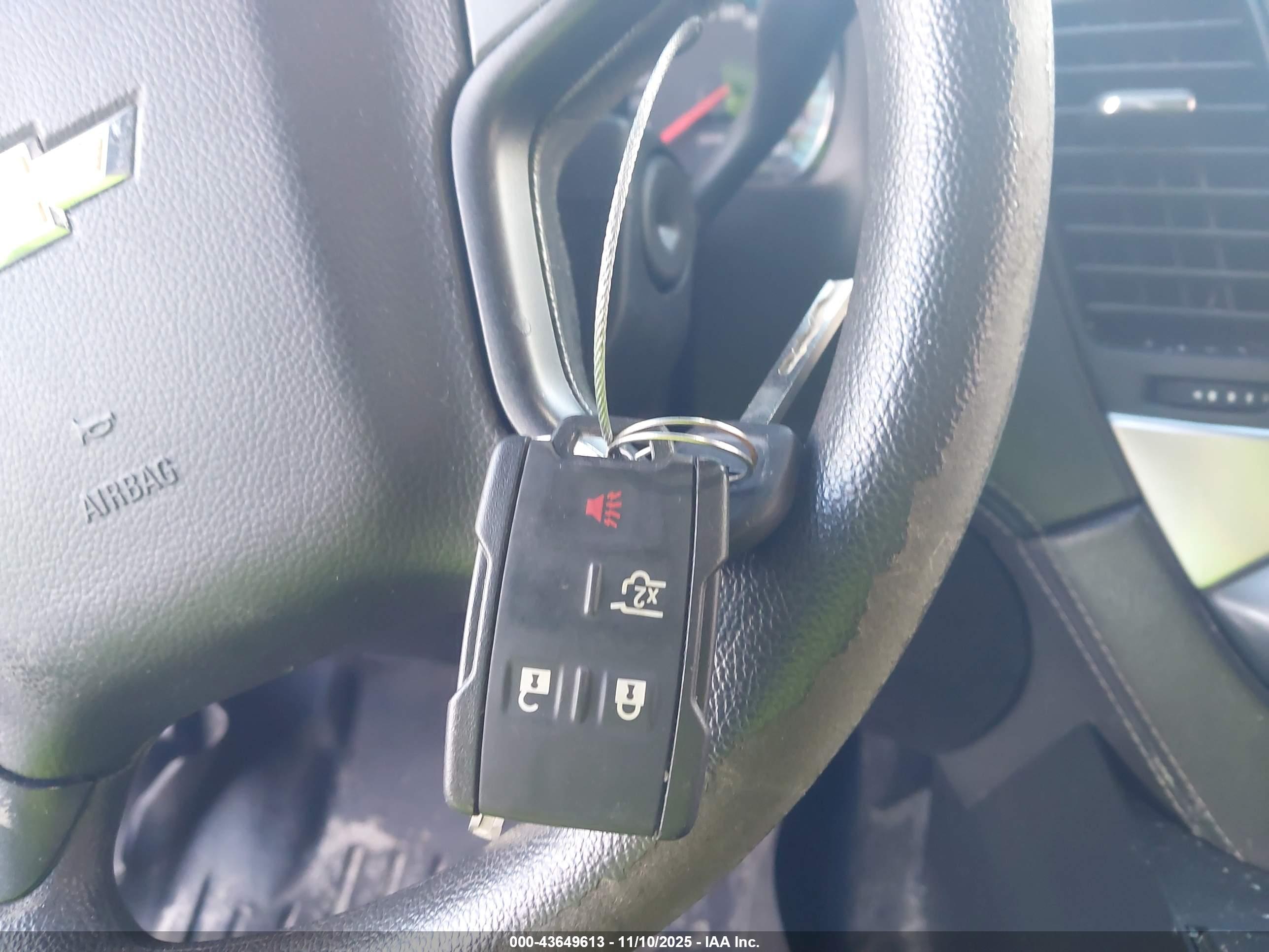 CHEVROLET TAHOE image 11