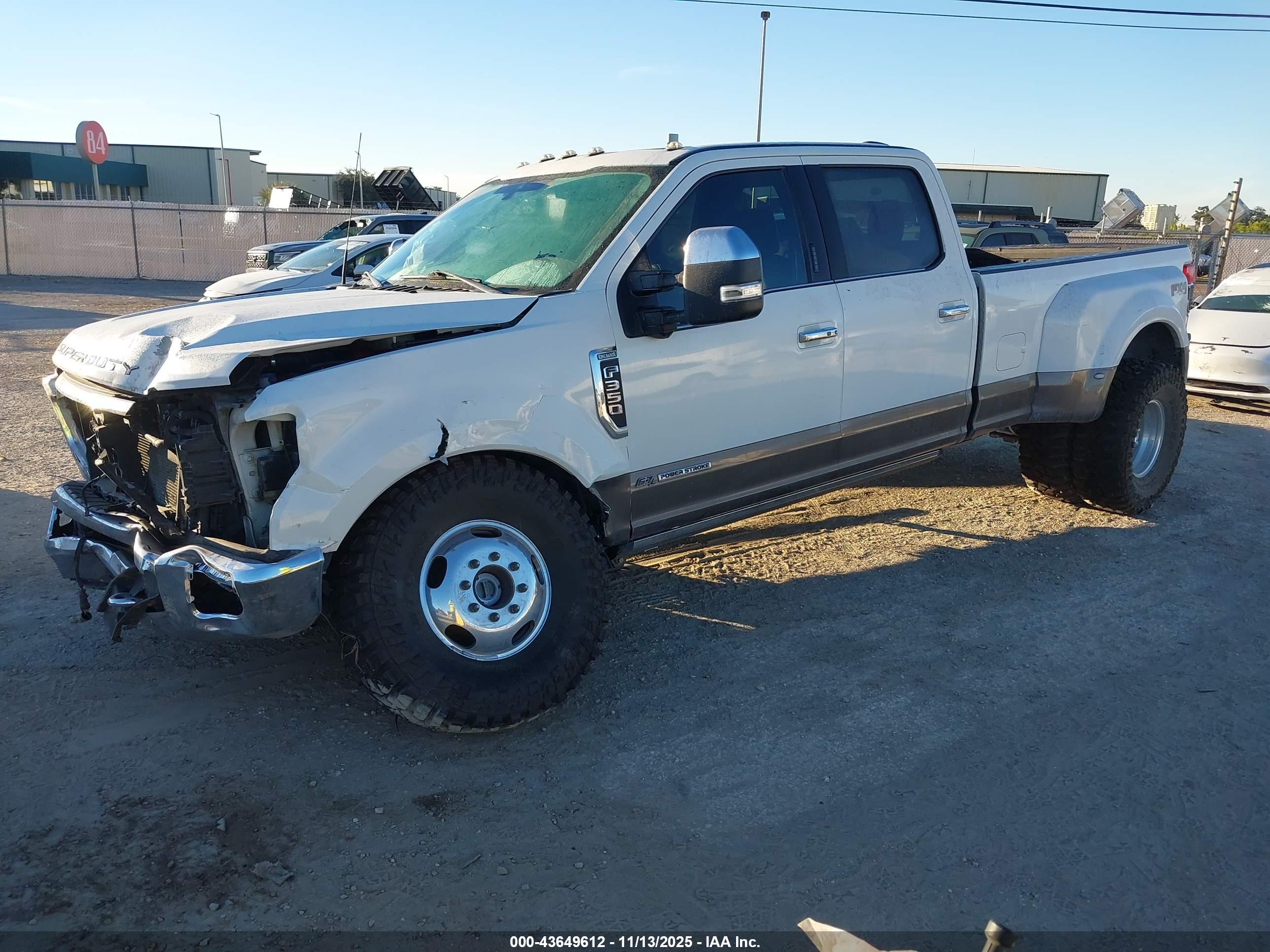FORD F-350 image 2
