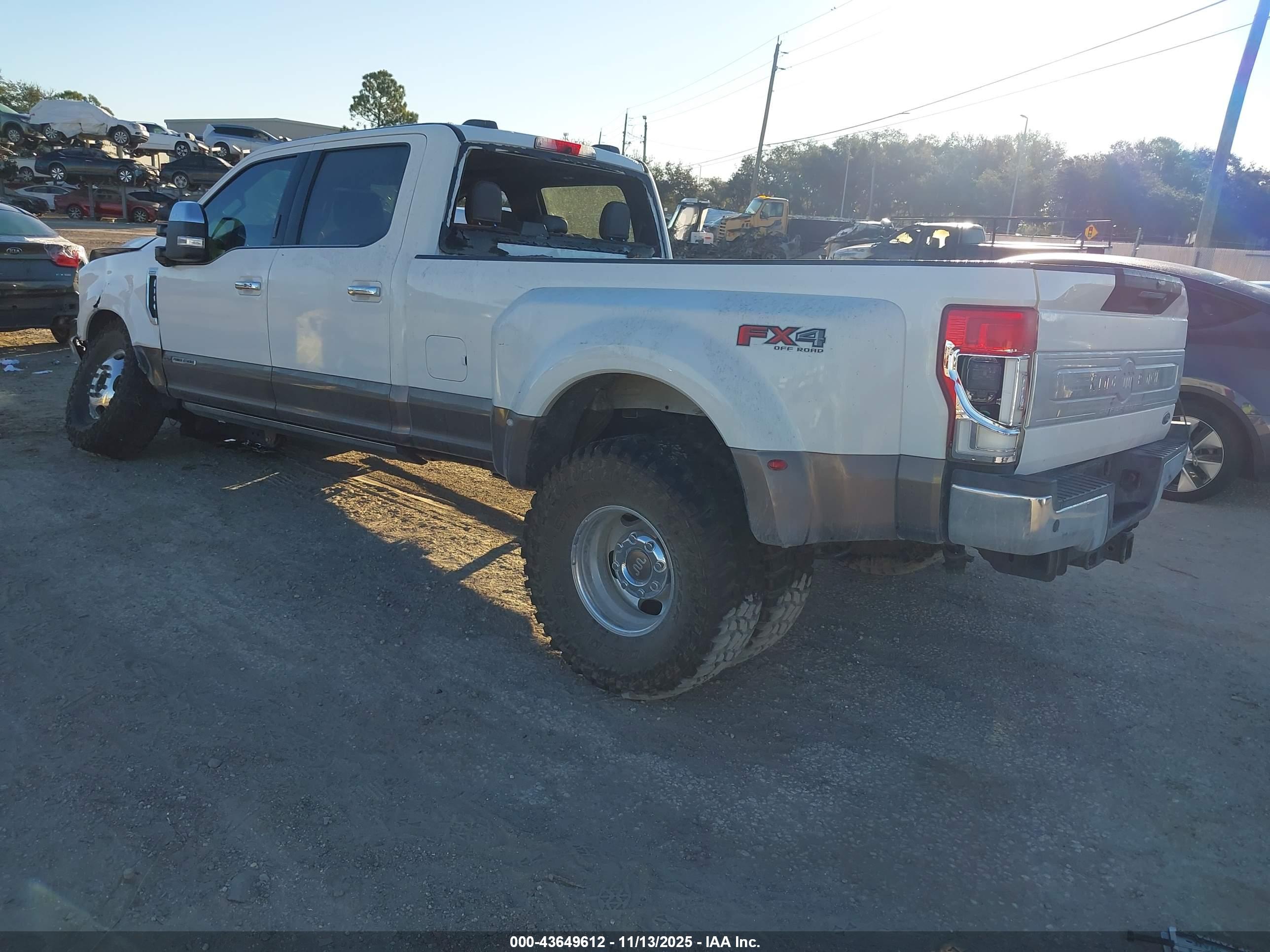 FORD F-350 image 3