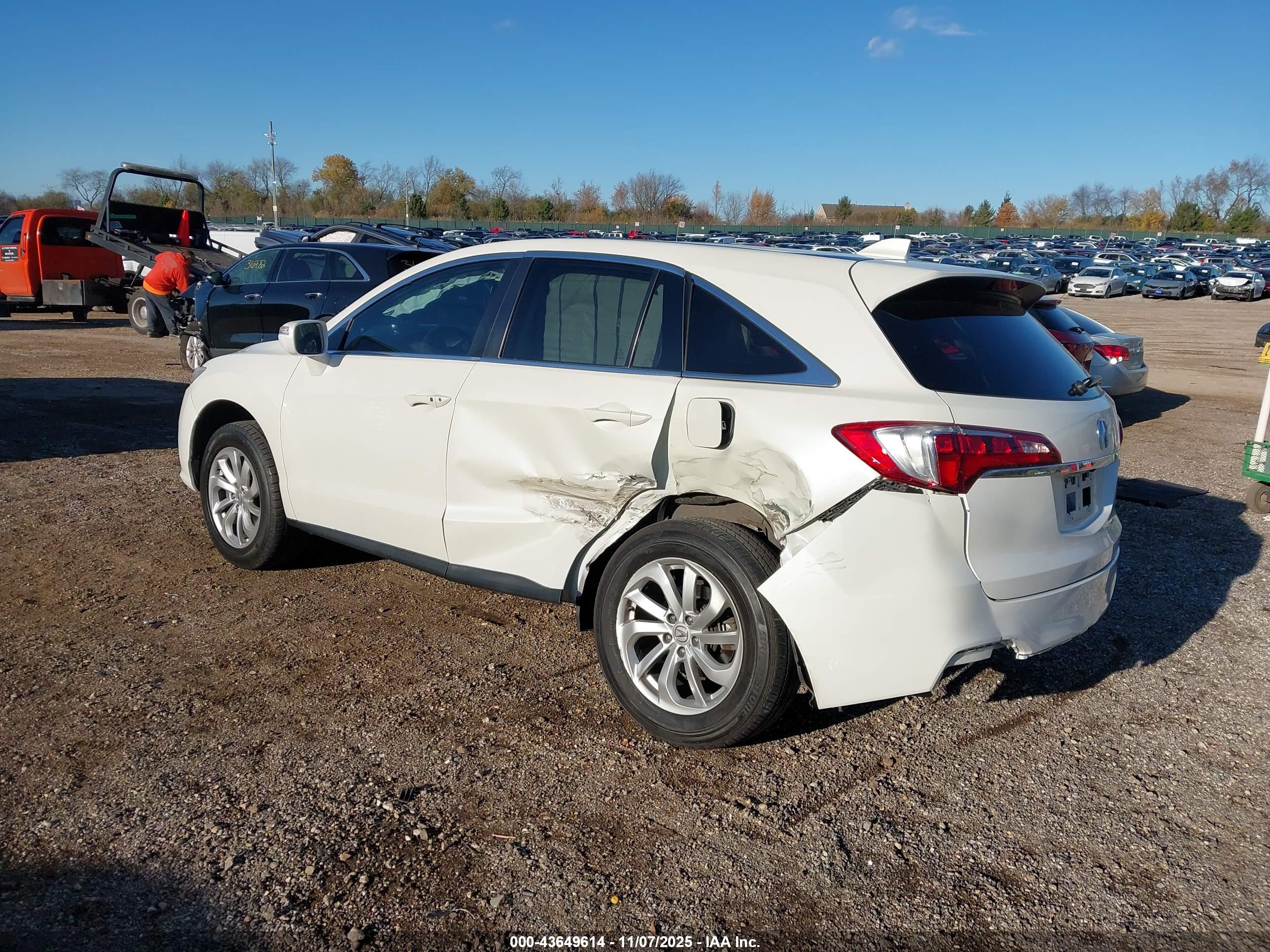 ACURA RDX image 3