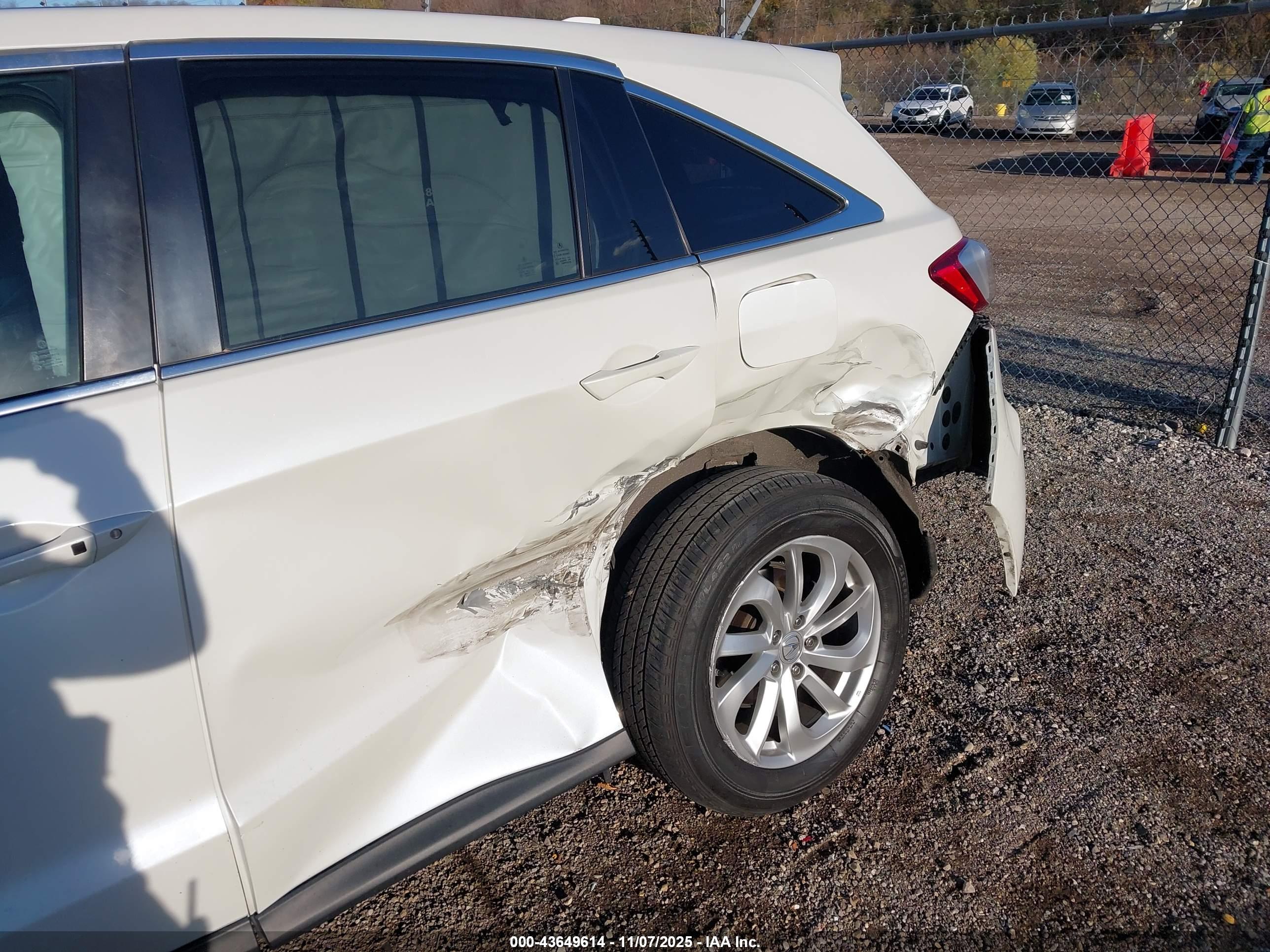 ACURA RDX image 6