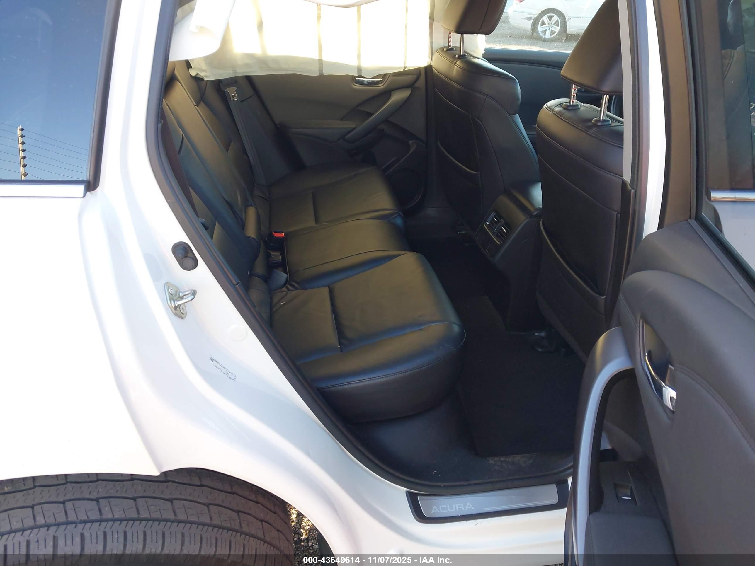 ACURA RDX image 8