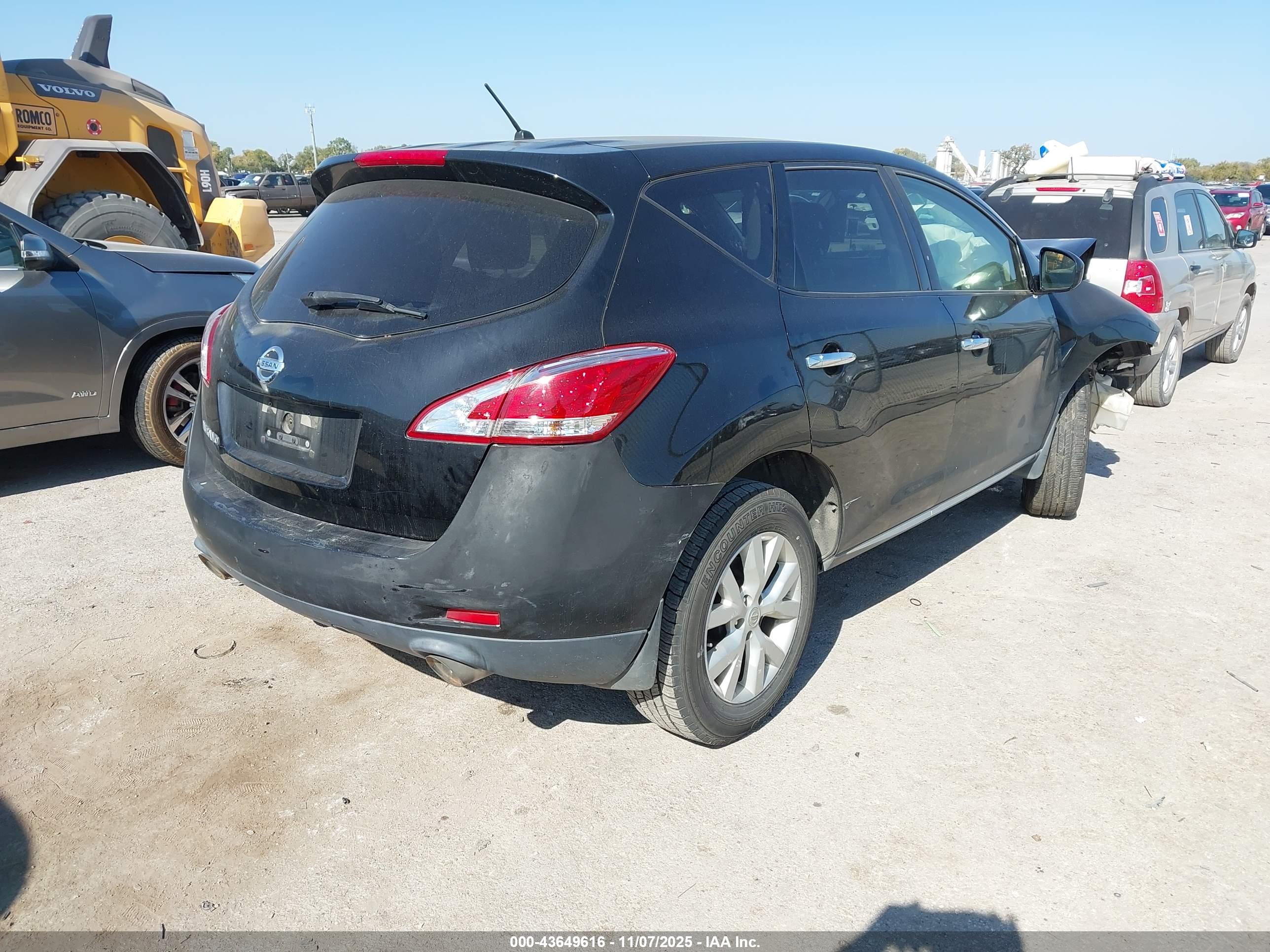 NISSAN MURANO image 4