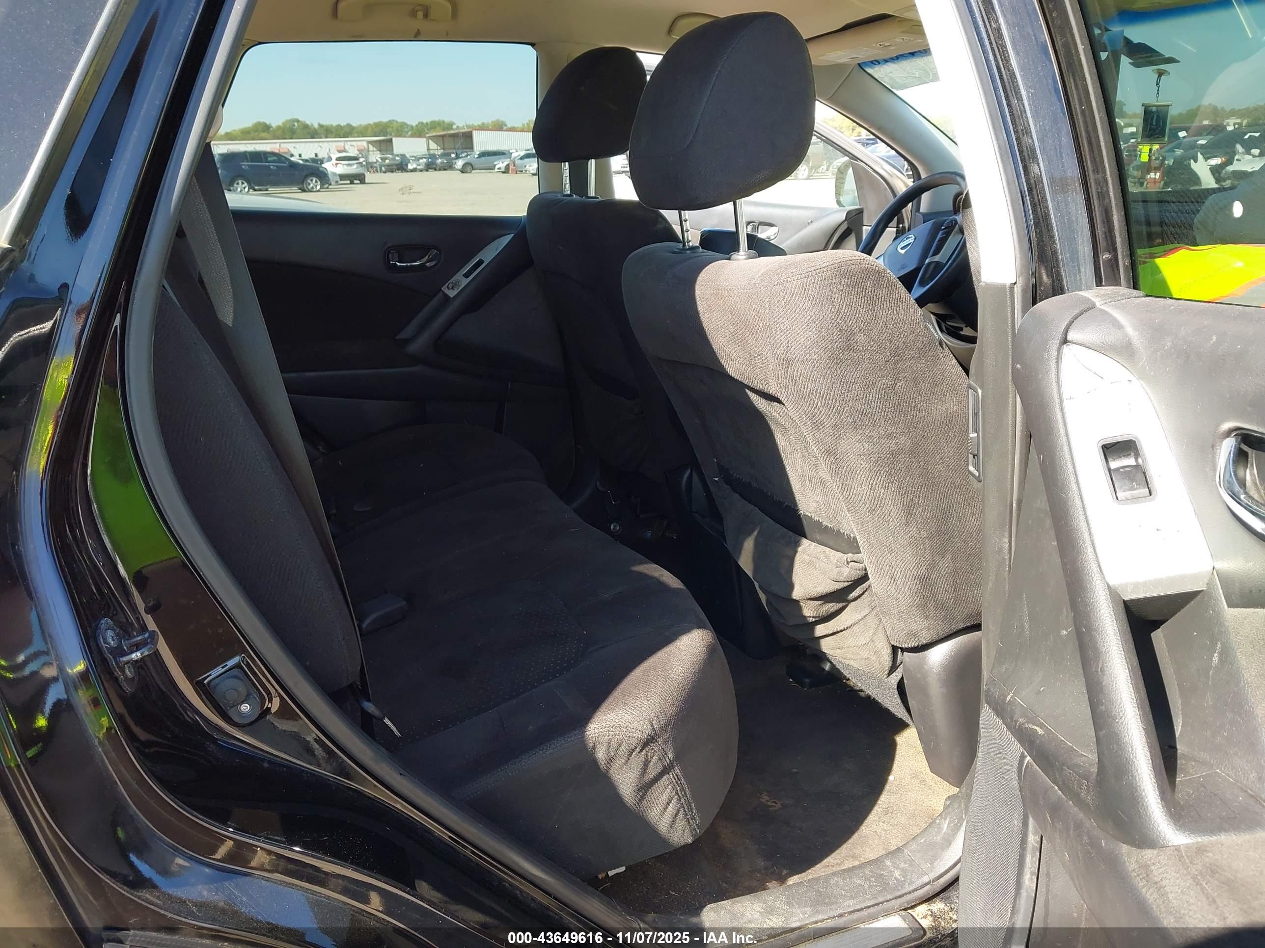 NISSAN MURANO image 8