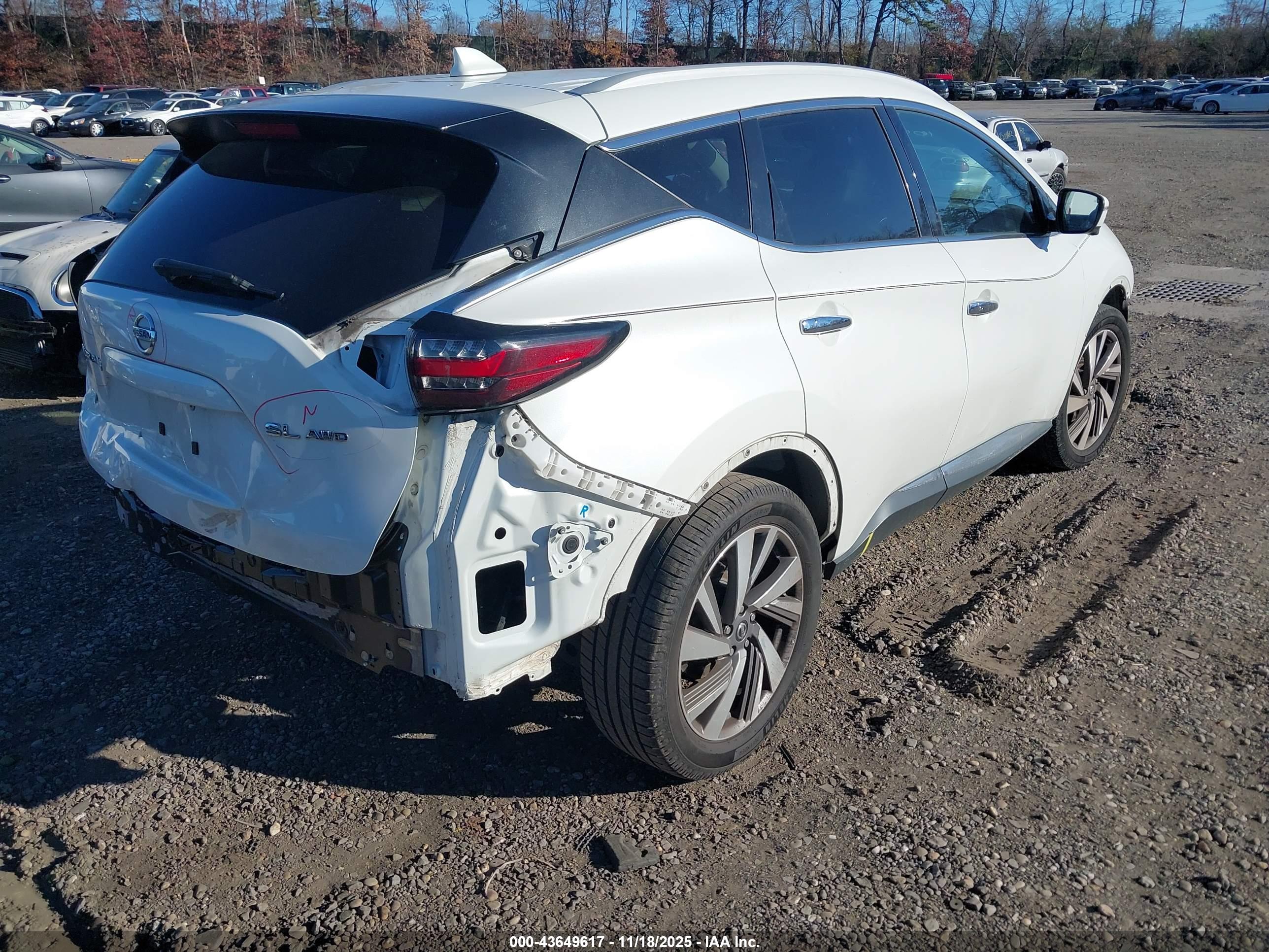 NISSAN MURANO image 4