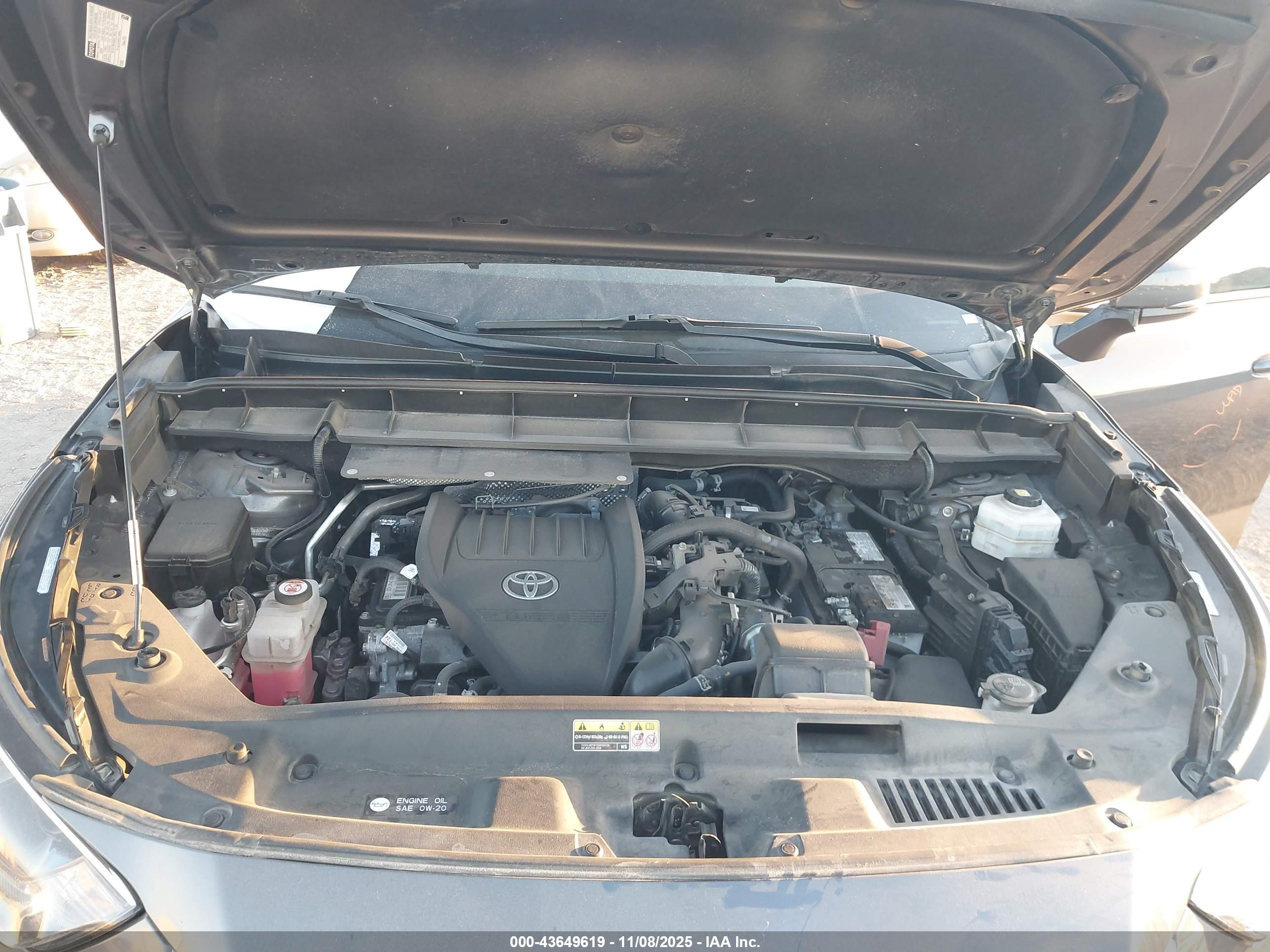 TOYOTA HIGHLANDER image 10