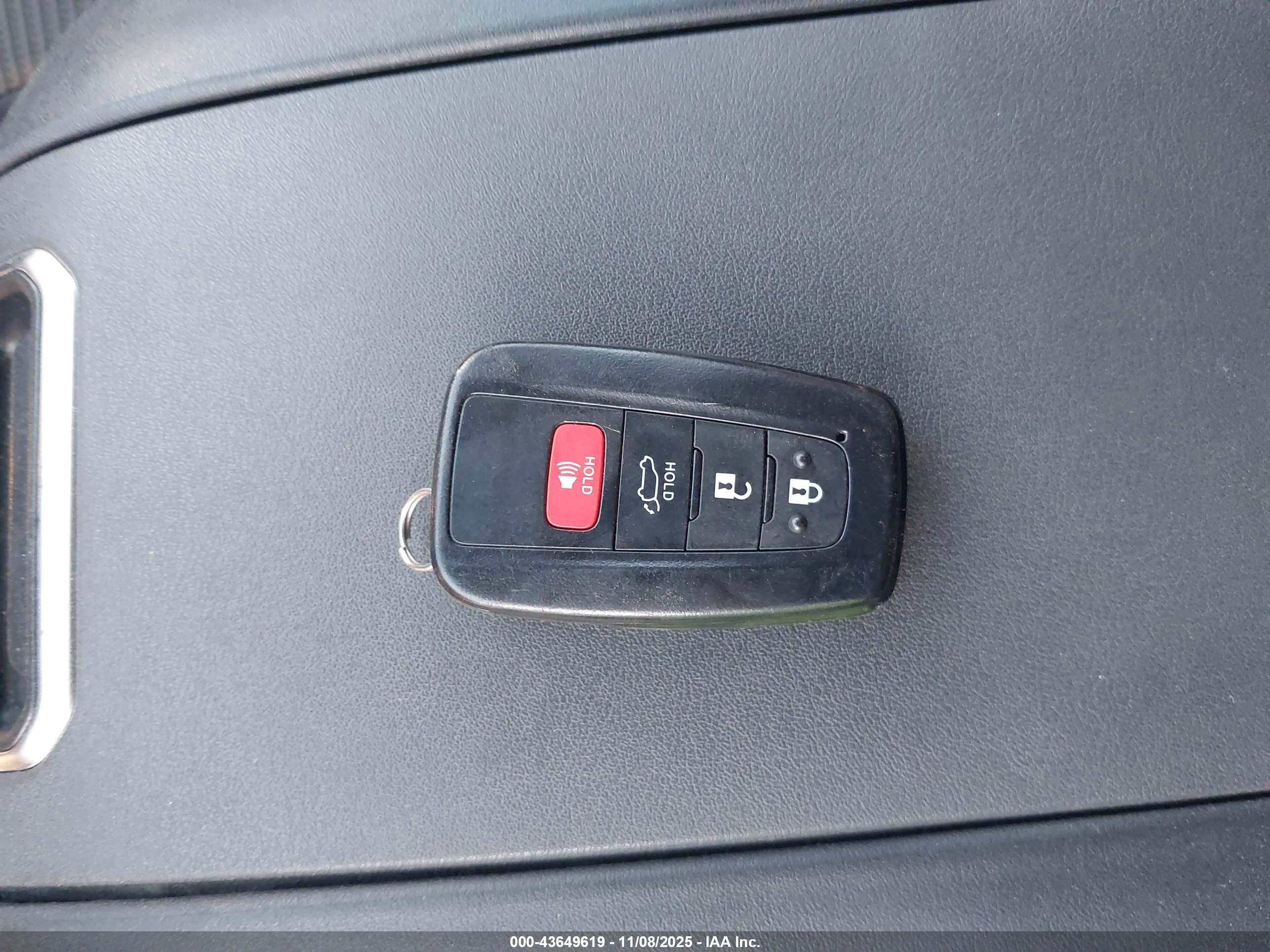 TOYOTA HIGHLANDER image 11