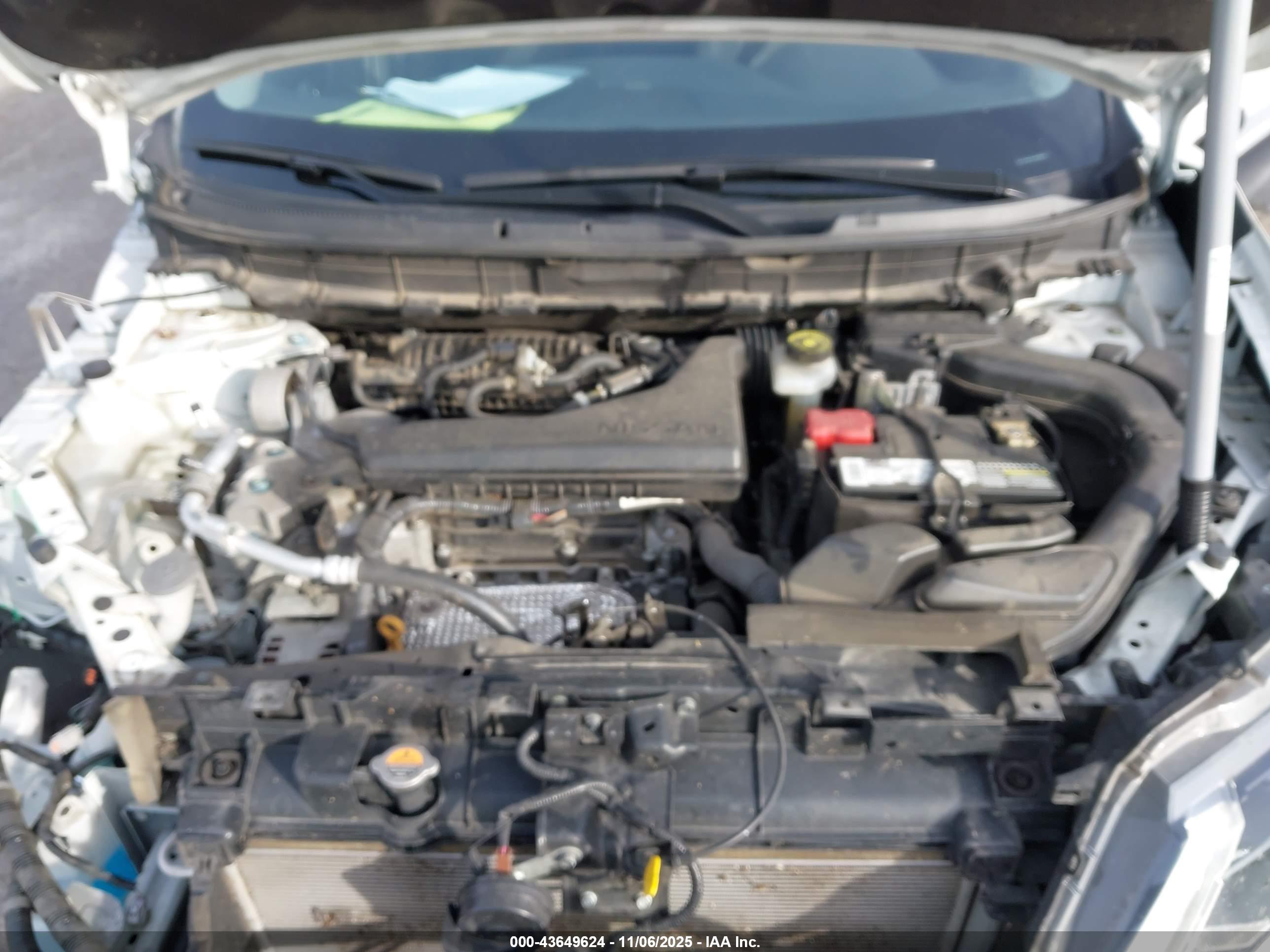 NISSAN ROGUE image 10