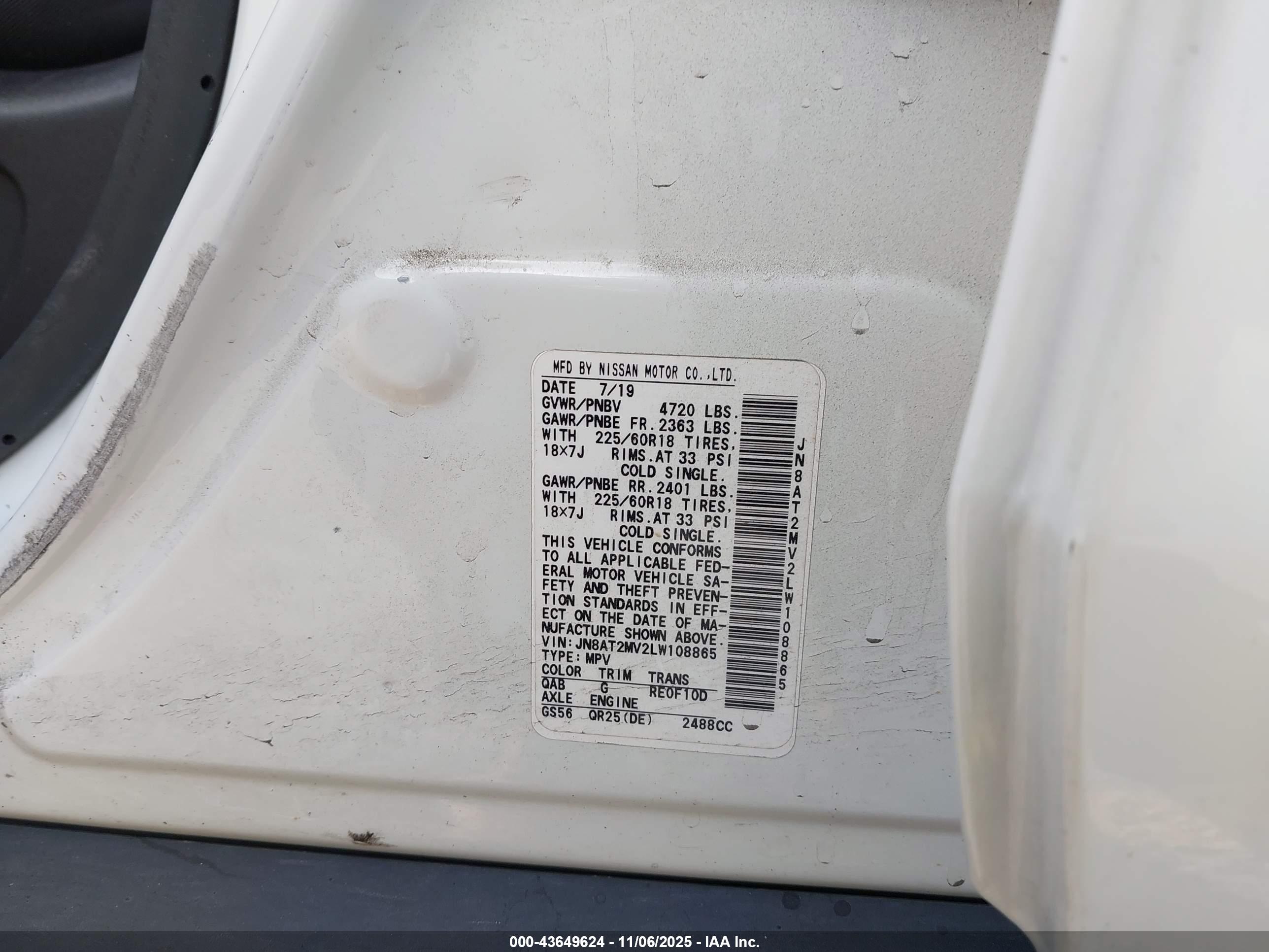 NISSAN ROGUE image 9