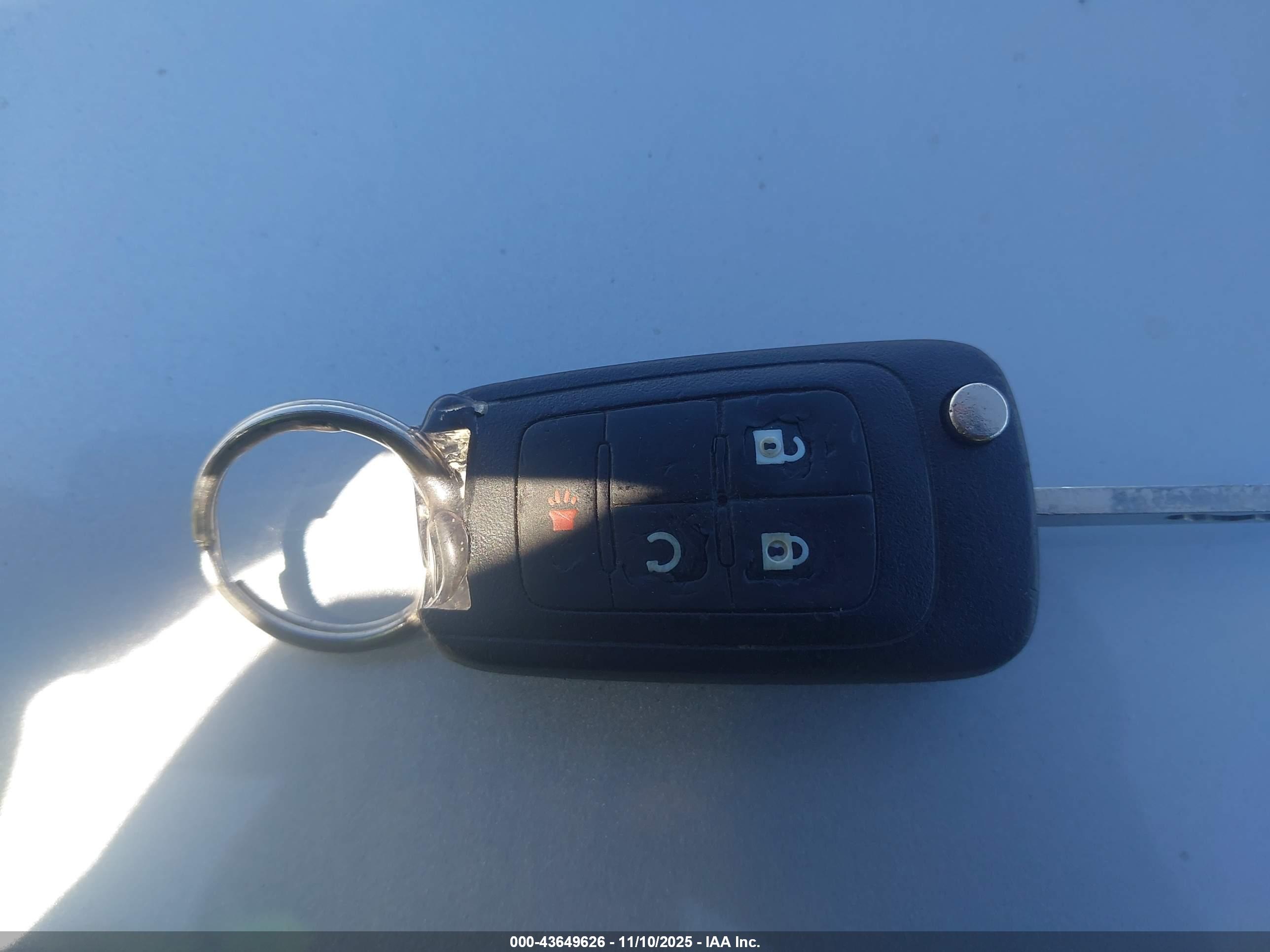 CHEVROLET EQUINOX image 11