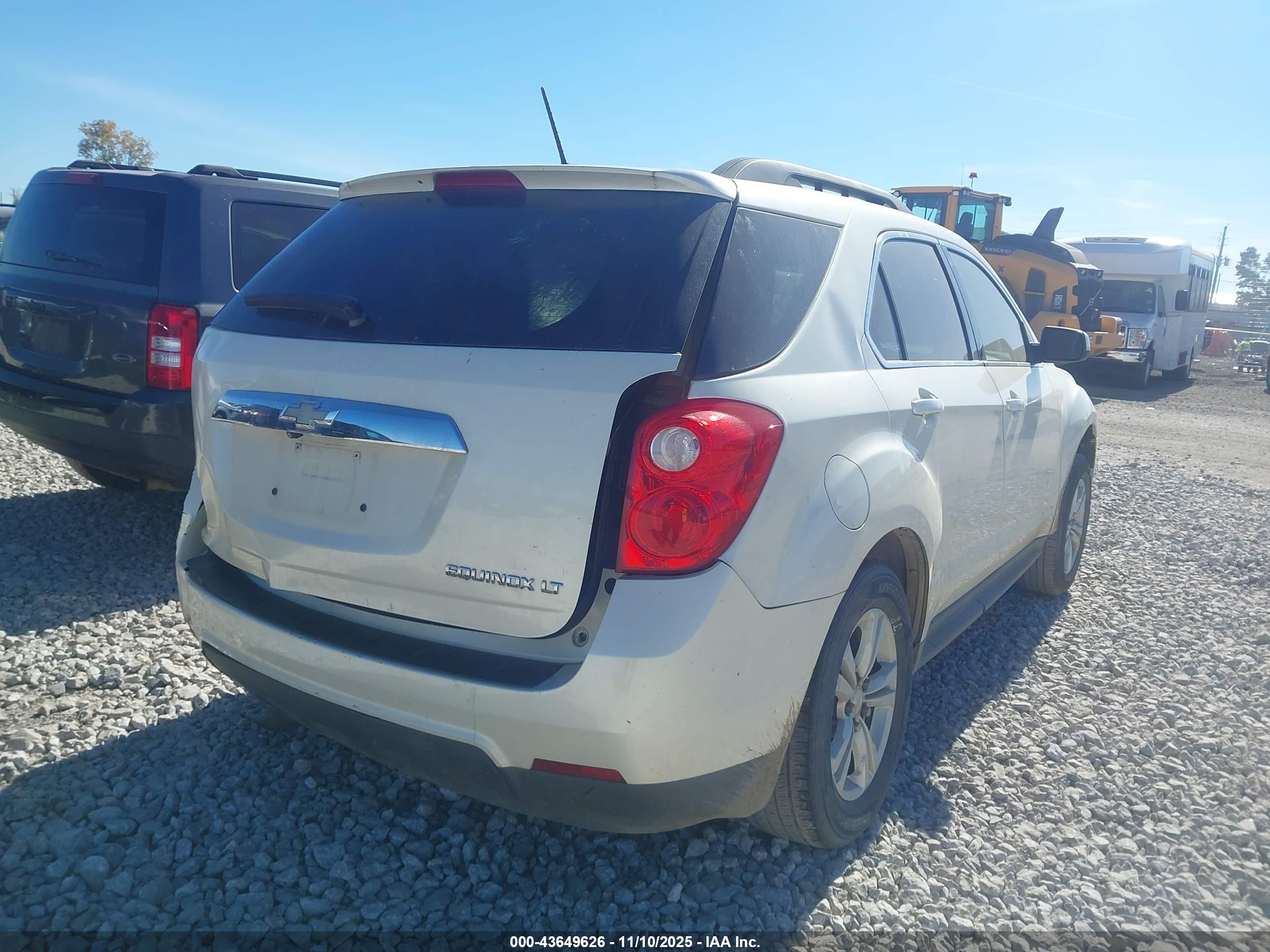 CHEVROLET EQUINOX image 6