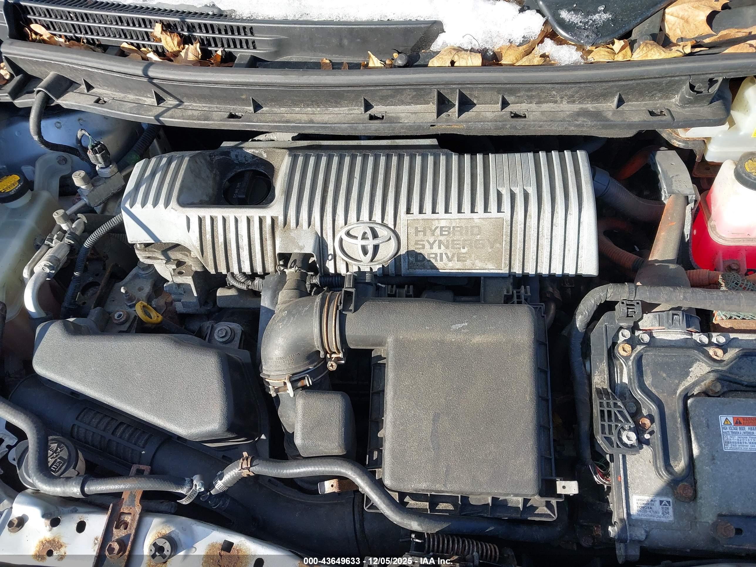 TOYOTA PRIUS image 10