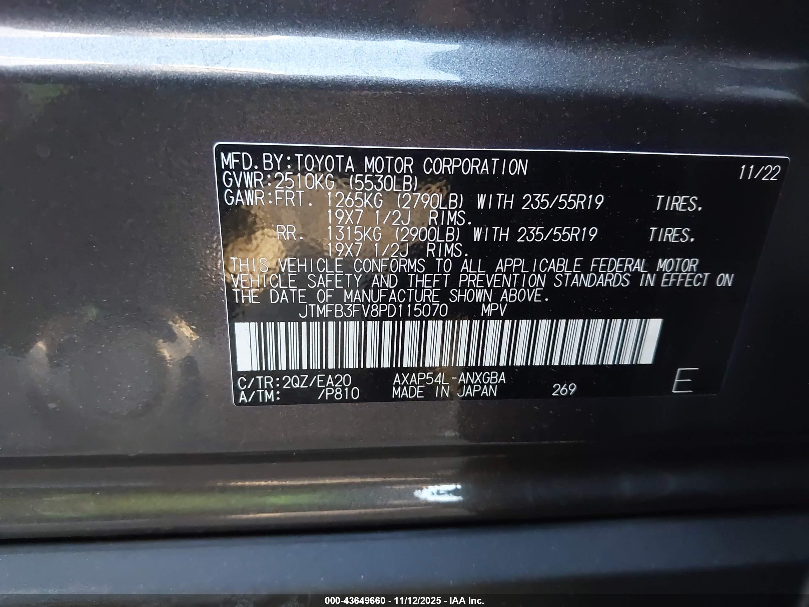 TOYOTA RAV4 image 9