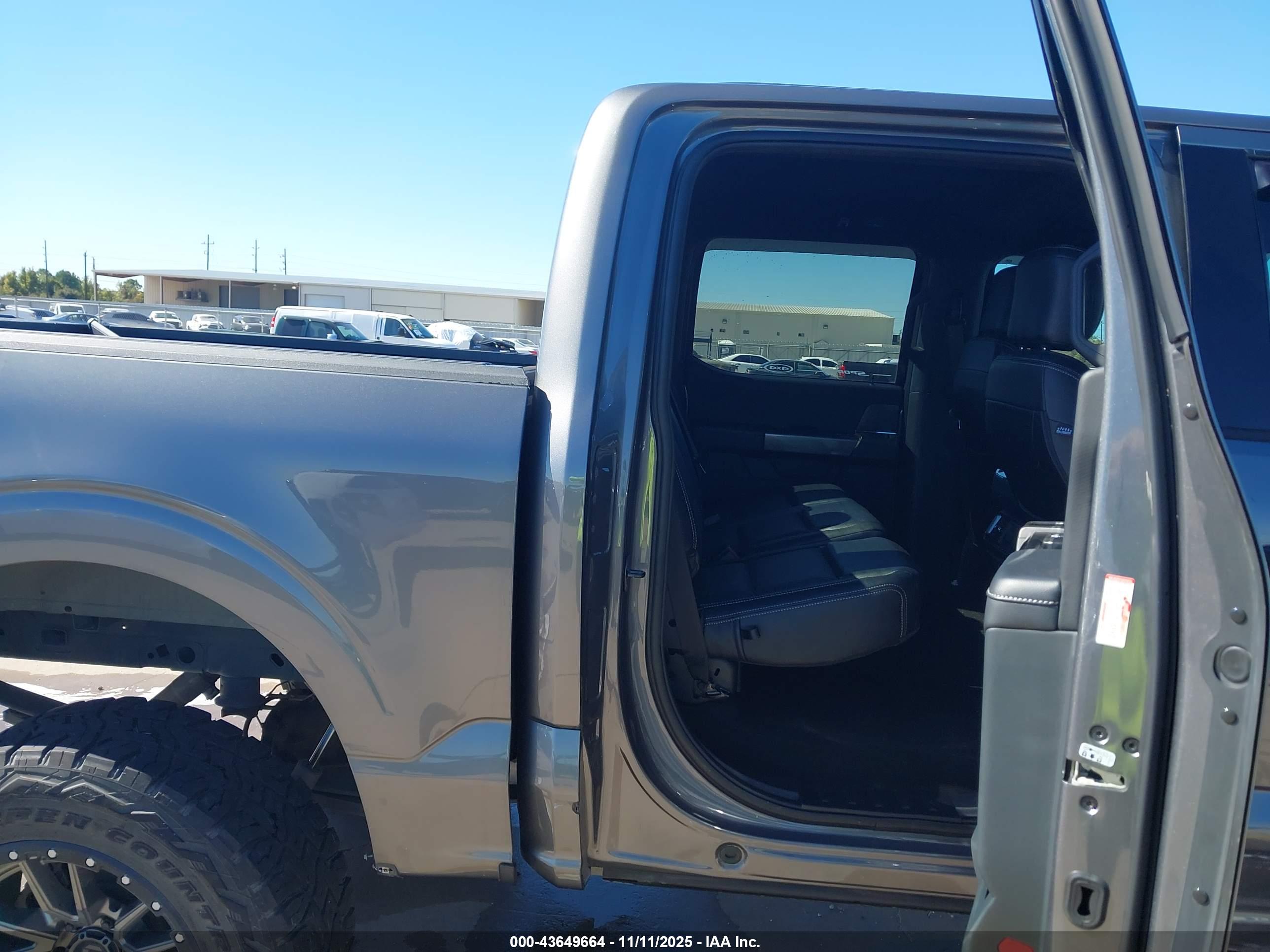 FORD F-150 image 8