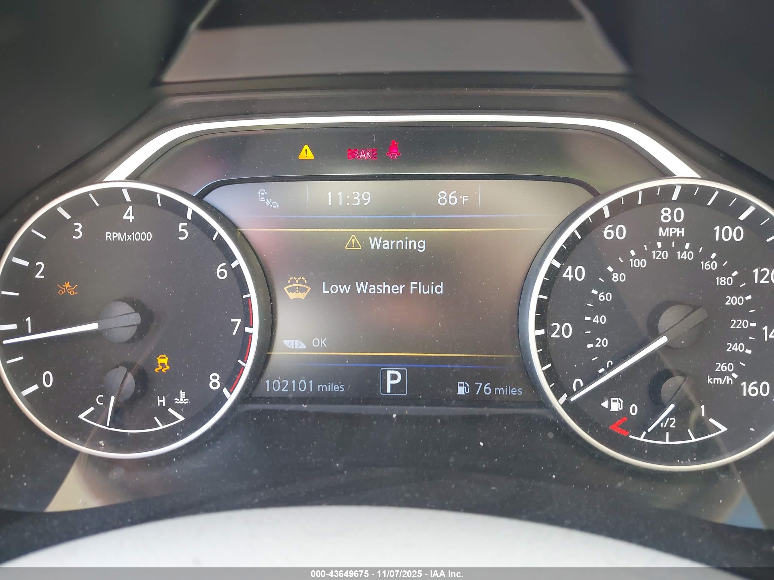 NISSAN MURANO image 7