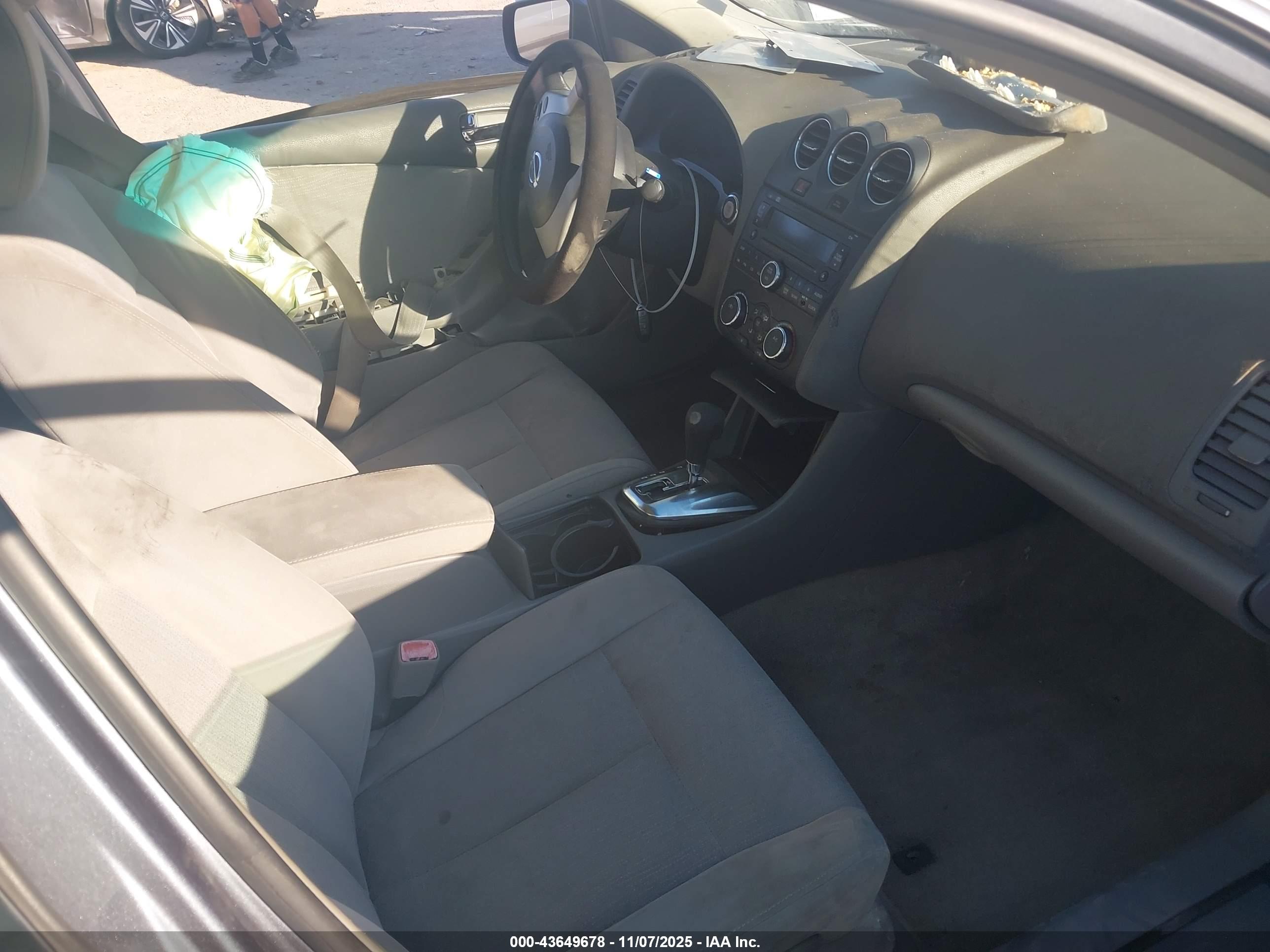 NISSAN ALTIMA image 5