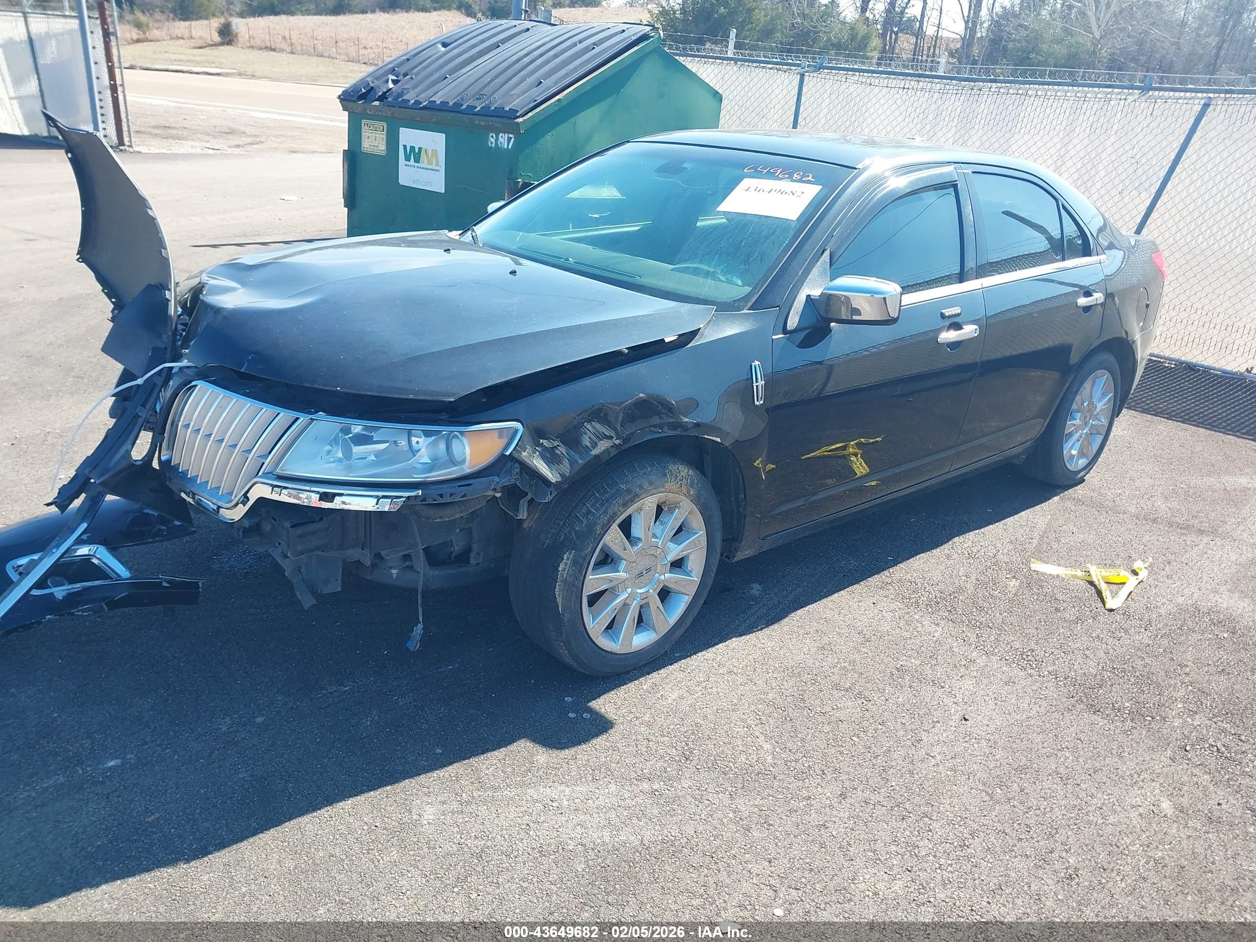 LINCOLN MKZ image 2