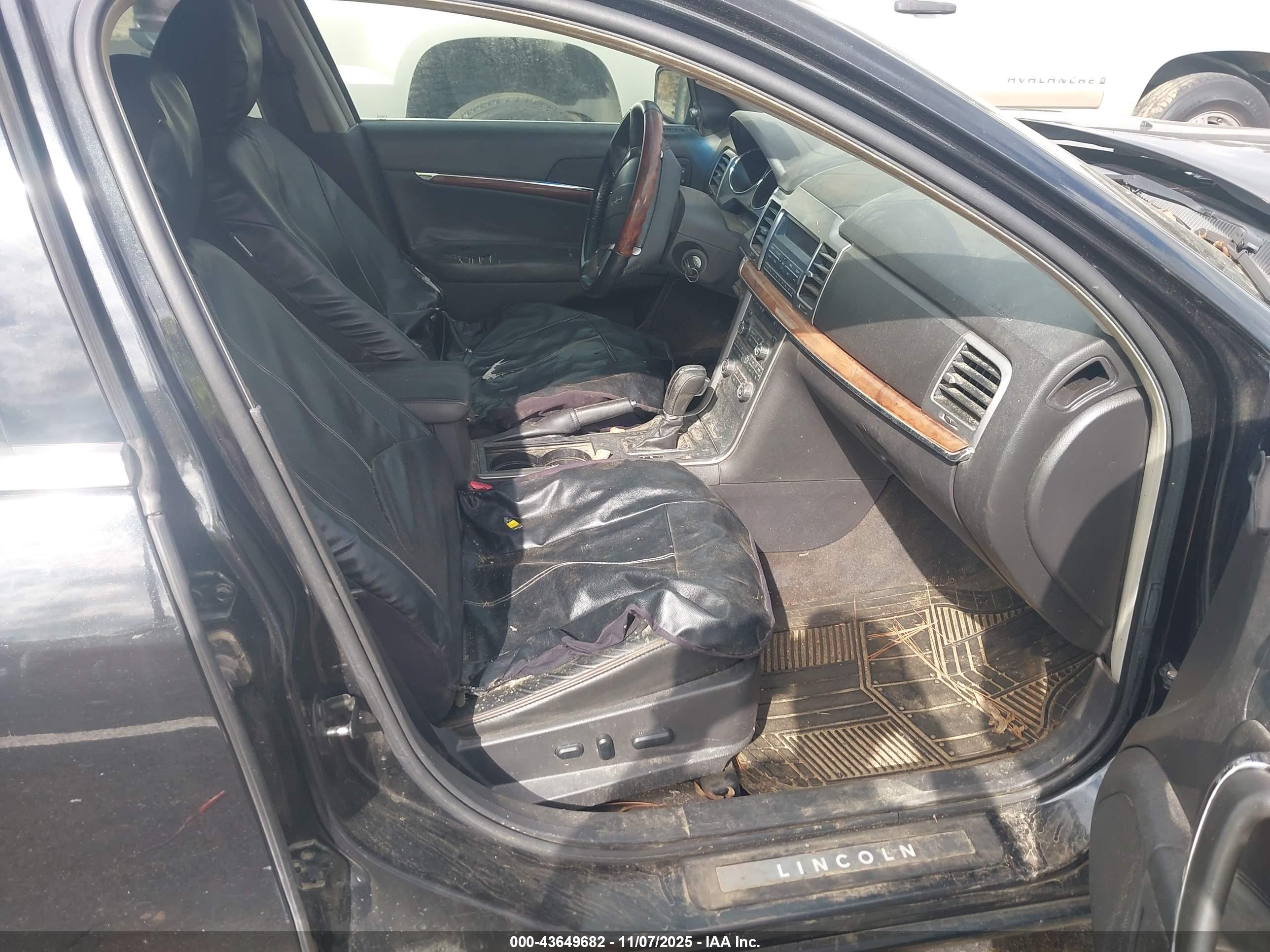 LINCOLN MKZ image 5