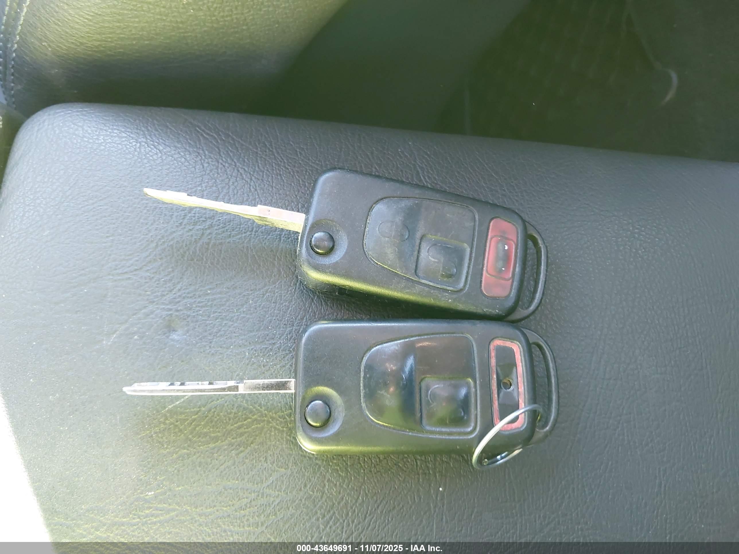 MERCEDES-BENZ SLK image 11
