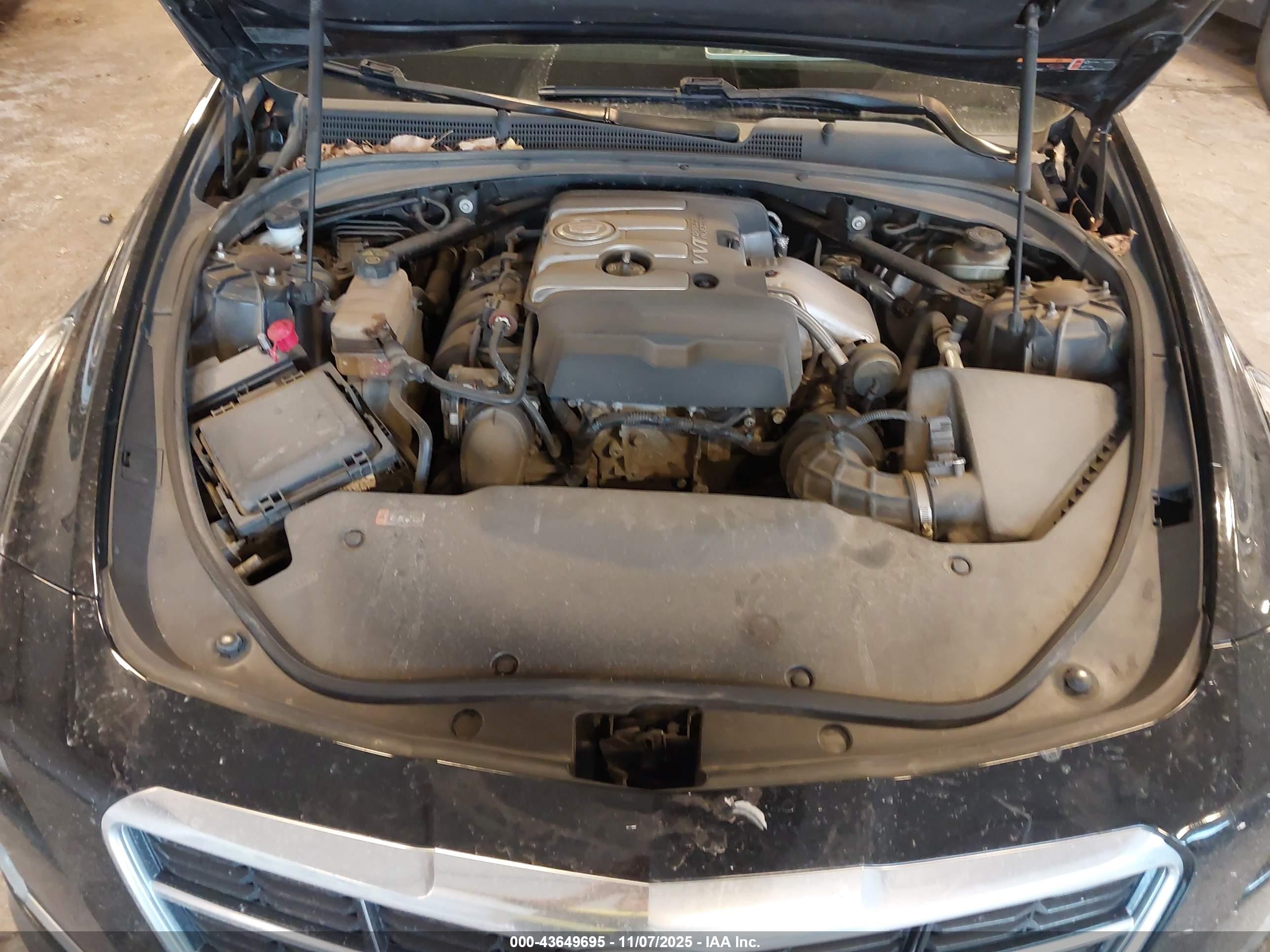 CADILLAC CTS image 10