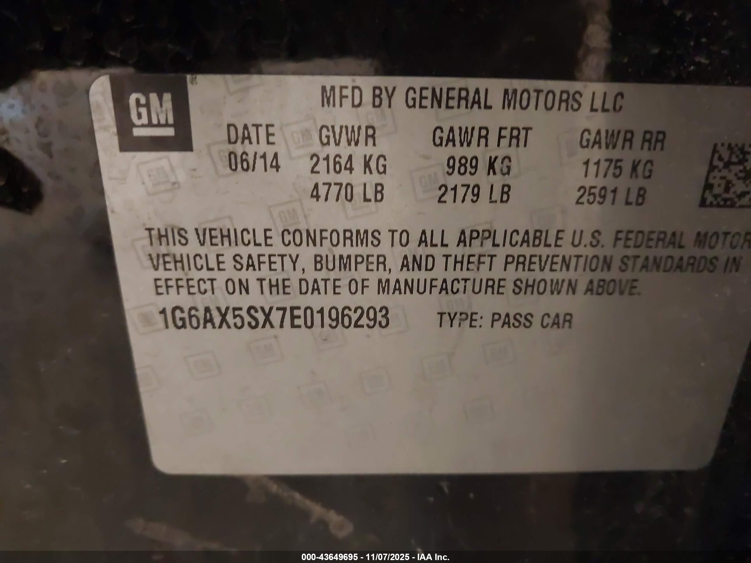 CADILLAC CTS image 9