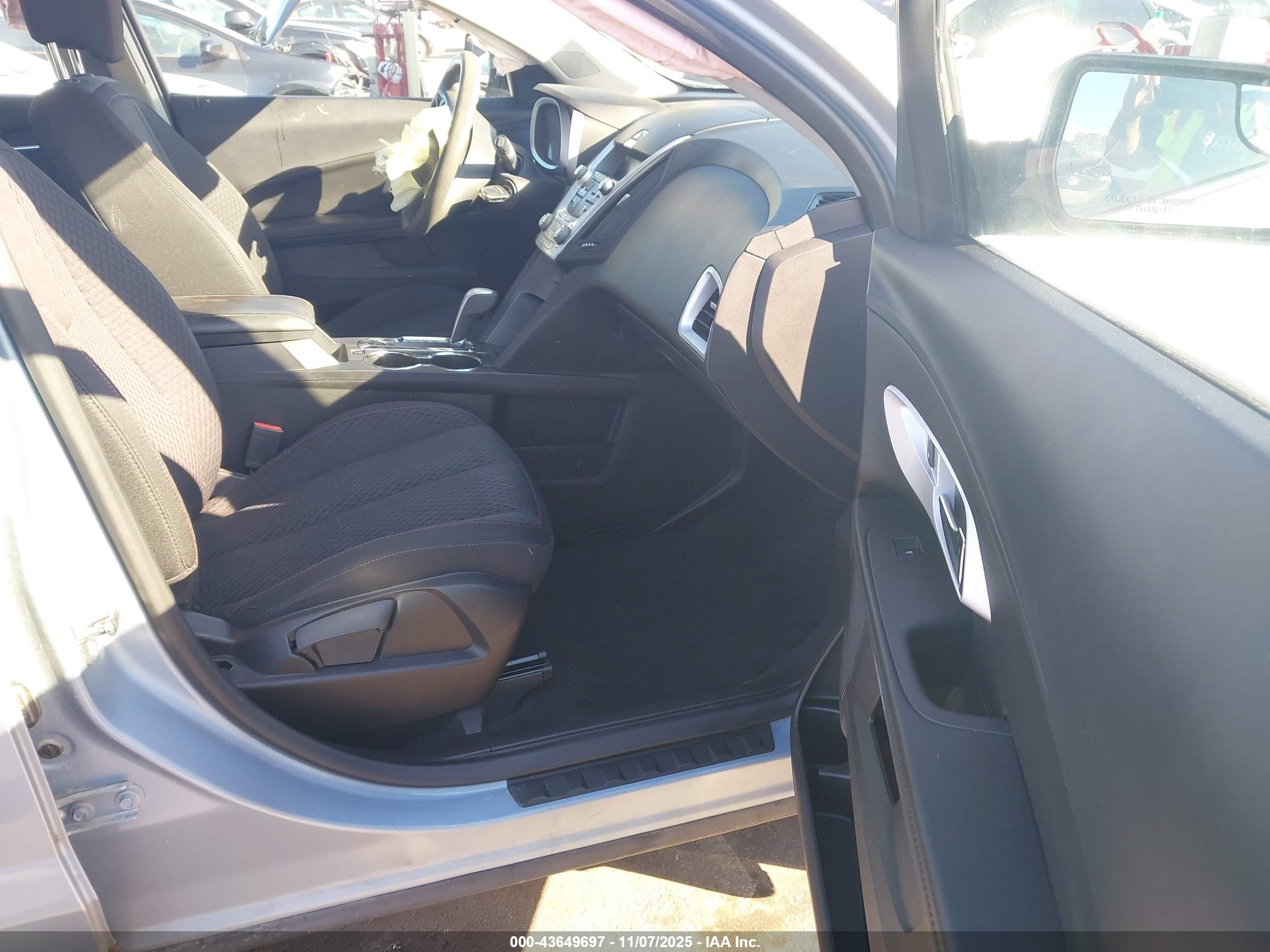 CHEVROLET EQUINOX image 5