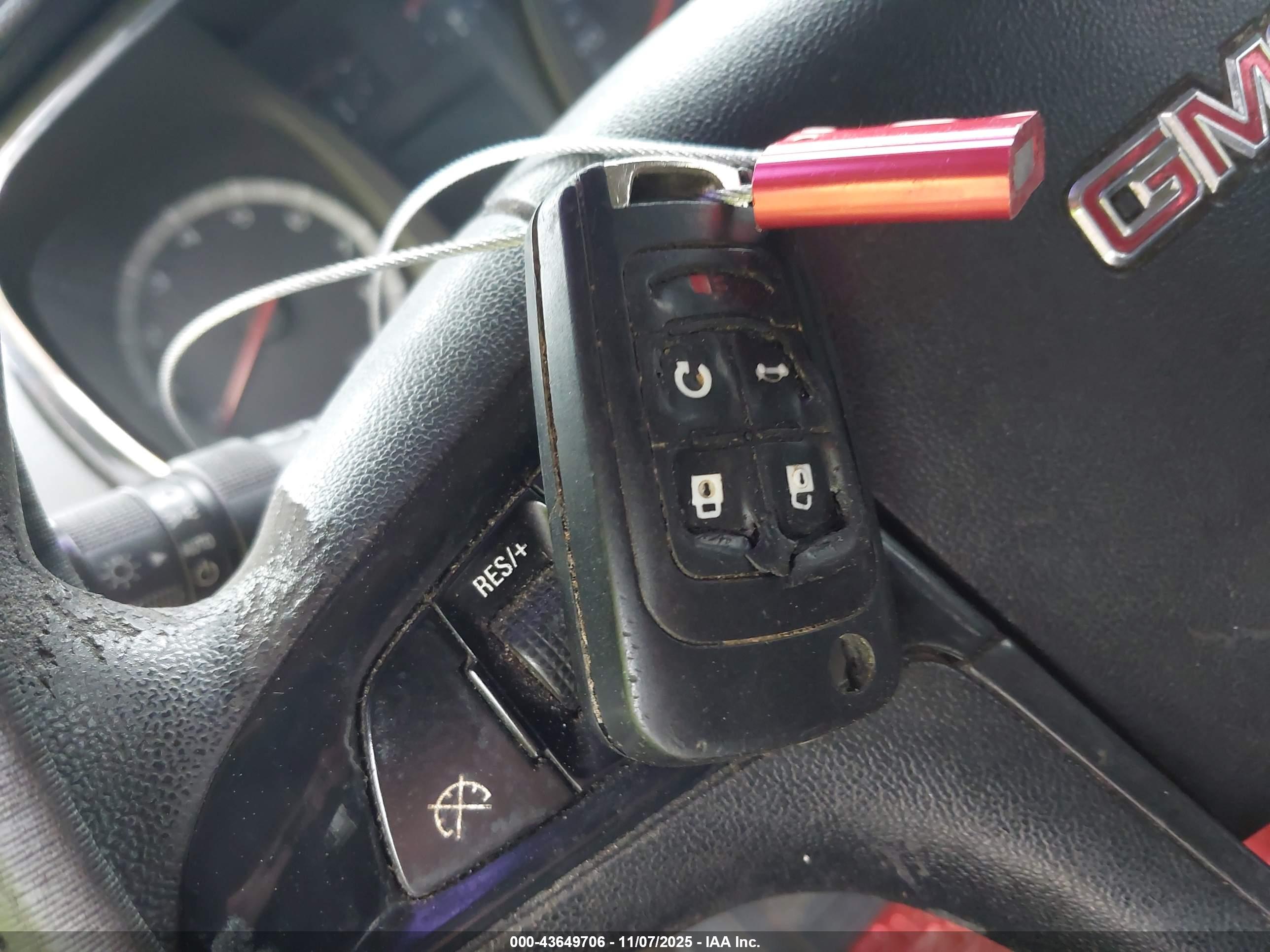 GMC TERRAIN image 11